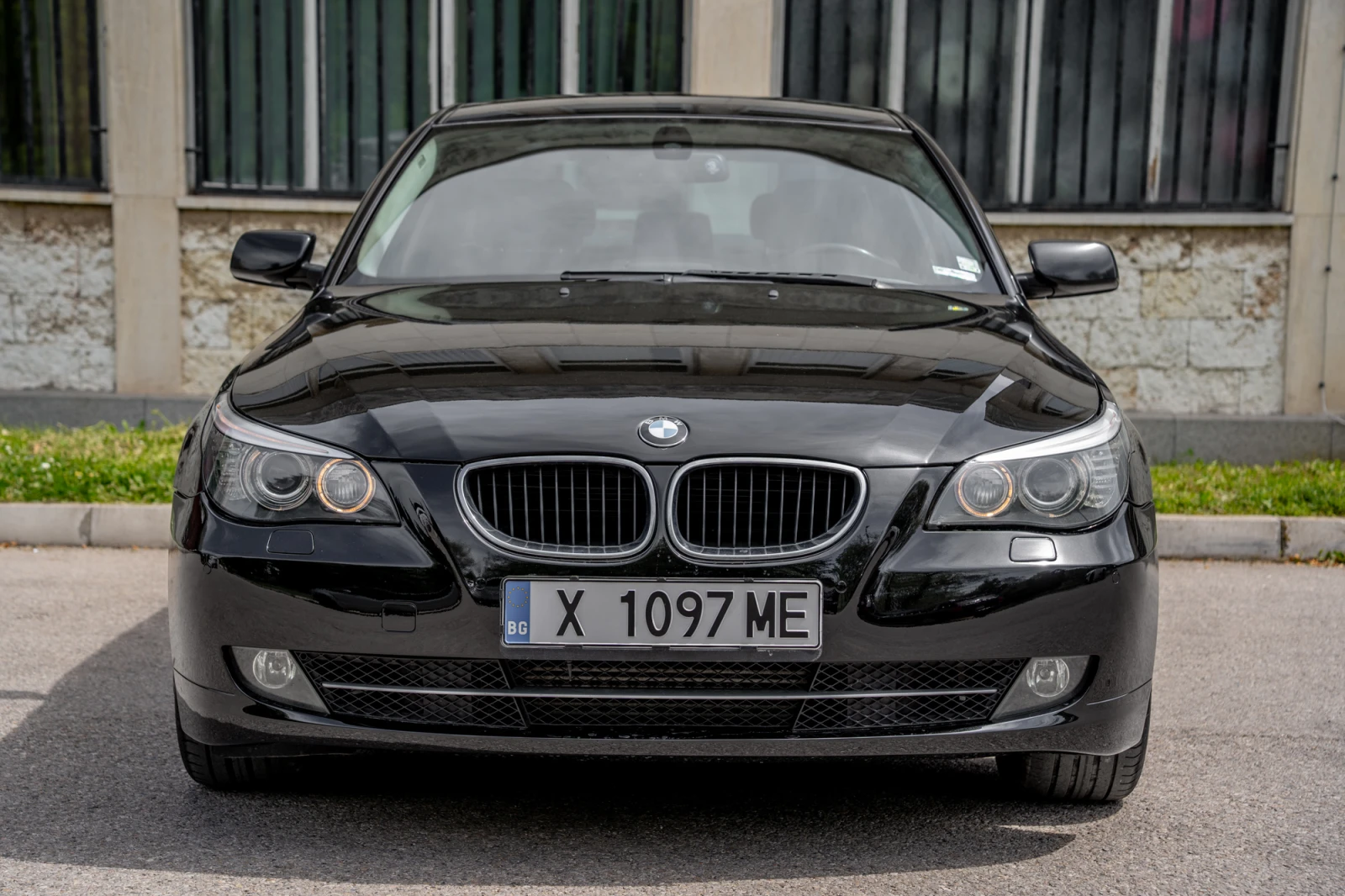 BMW 530 Автомат FACELIFT - изображение 3
