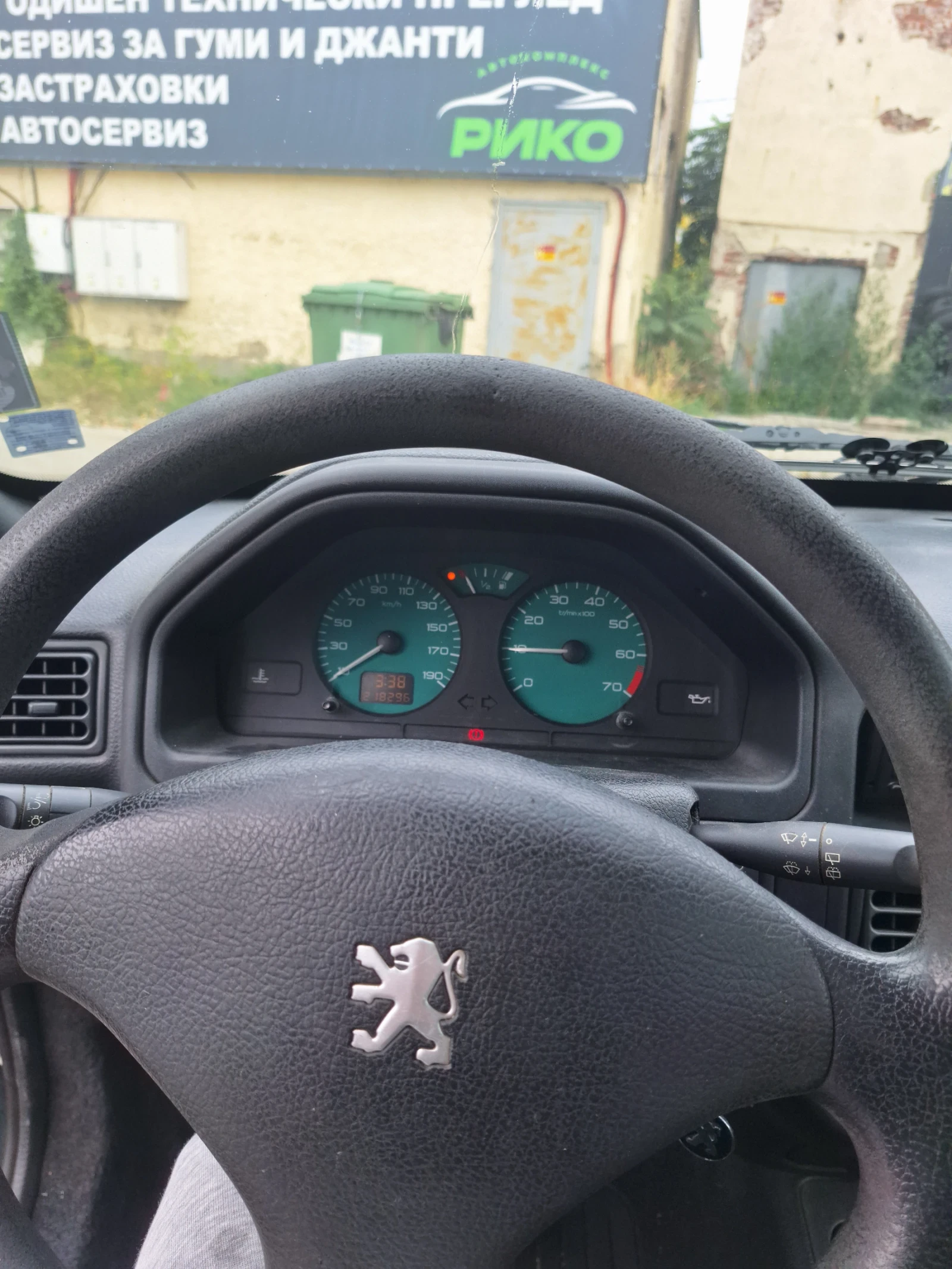 Peugeot 106  - изображение 10