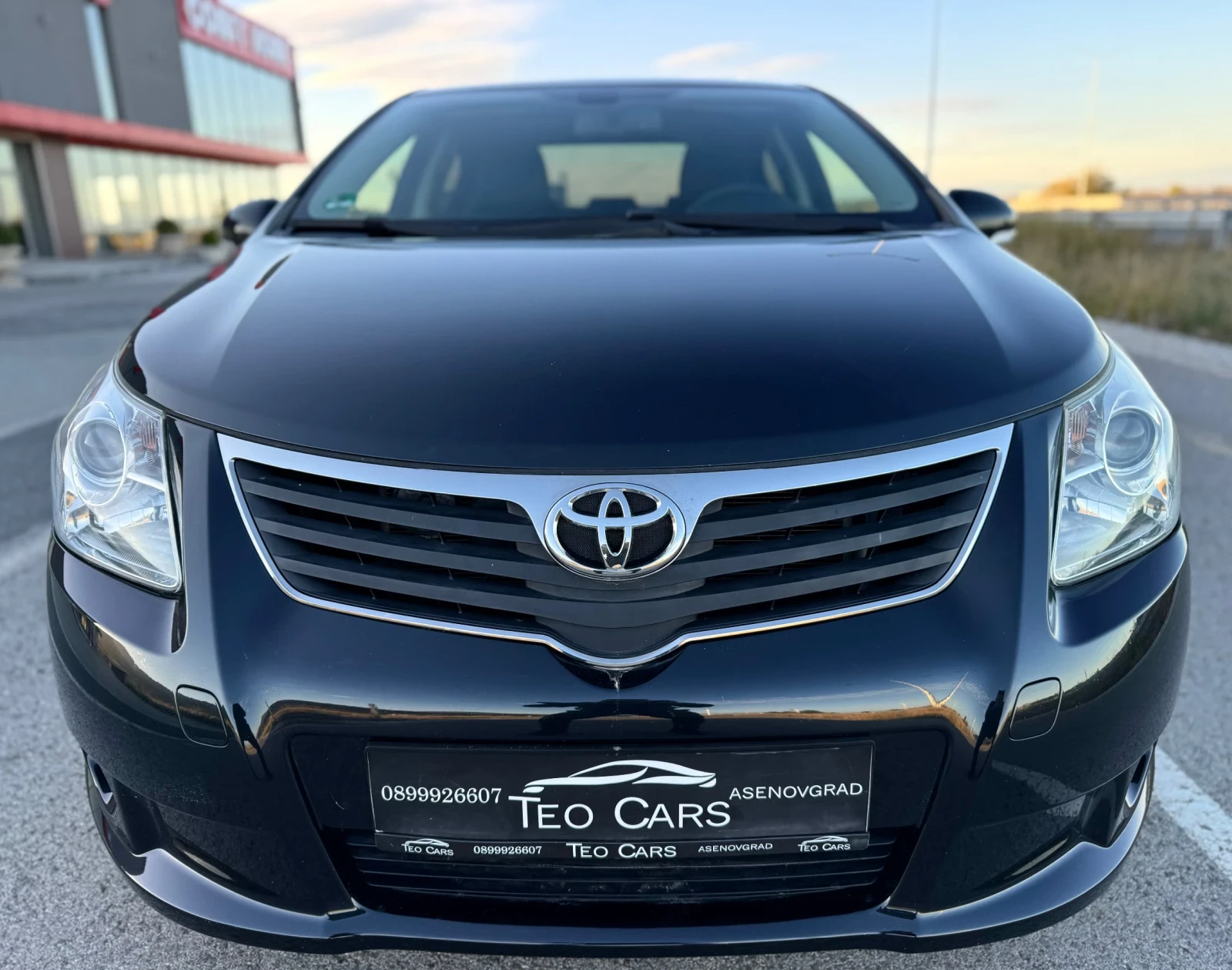 Toyota Avensis 1.8 VVT-i / TEMPOMAT / CLIMATRONIC / 182000km ! - изображение 2