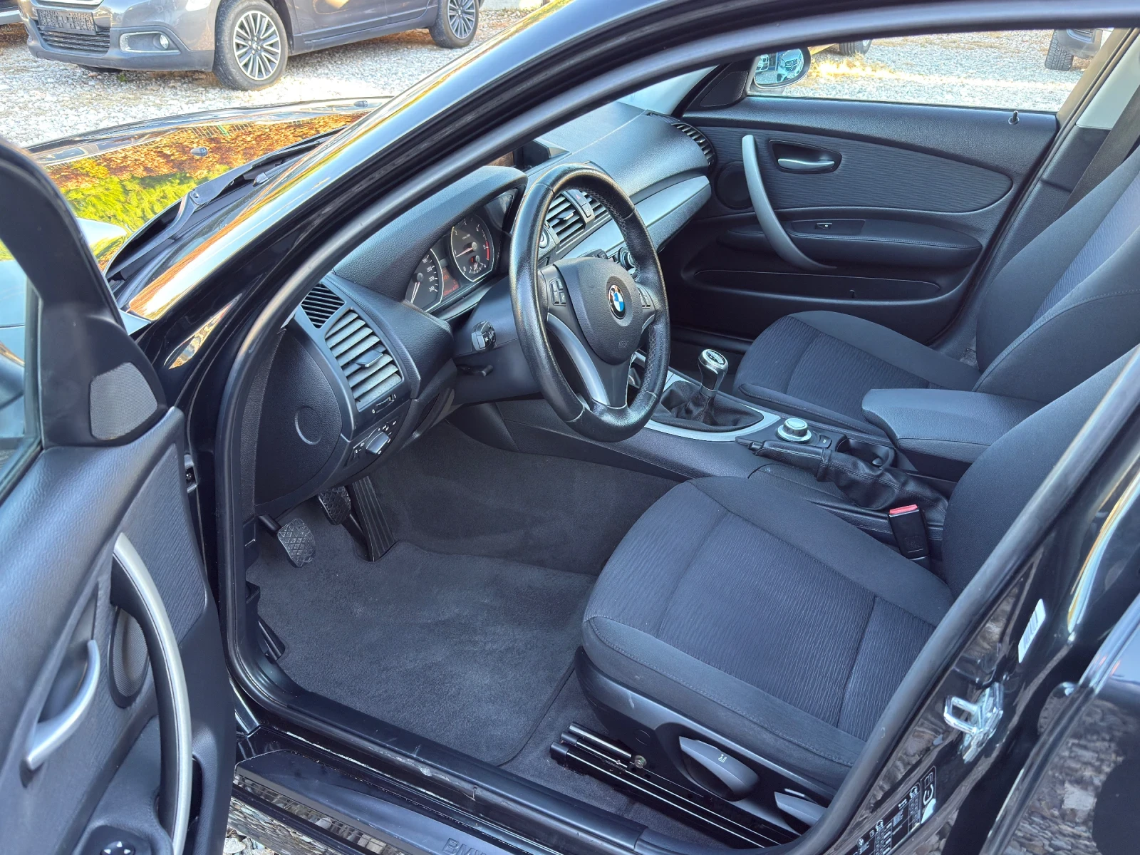 BMW 118 2.0 D NAVI - изображение 7