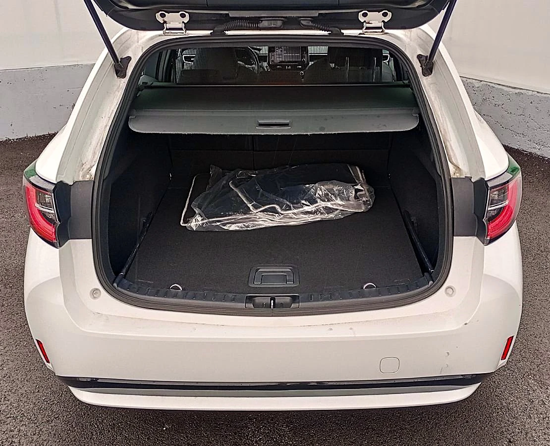 Toyota Corolla Touring 1.8 122 �� Hybrid e-CVT | Mobile.bg � ����������� 11