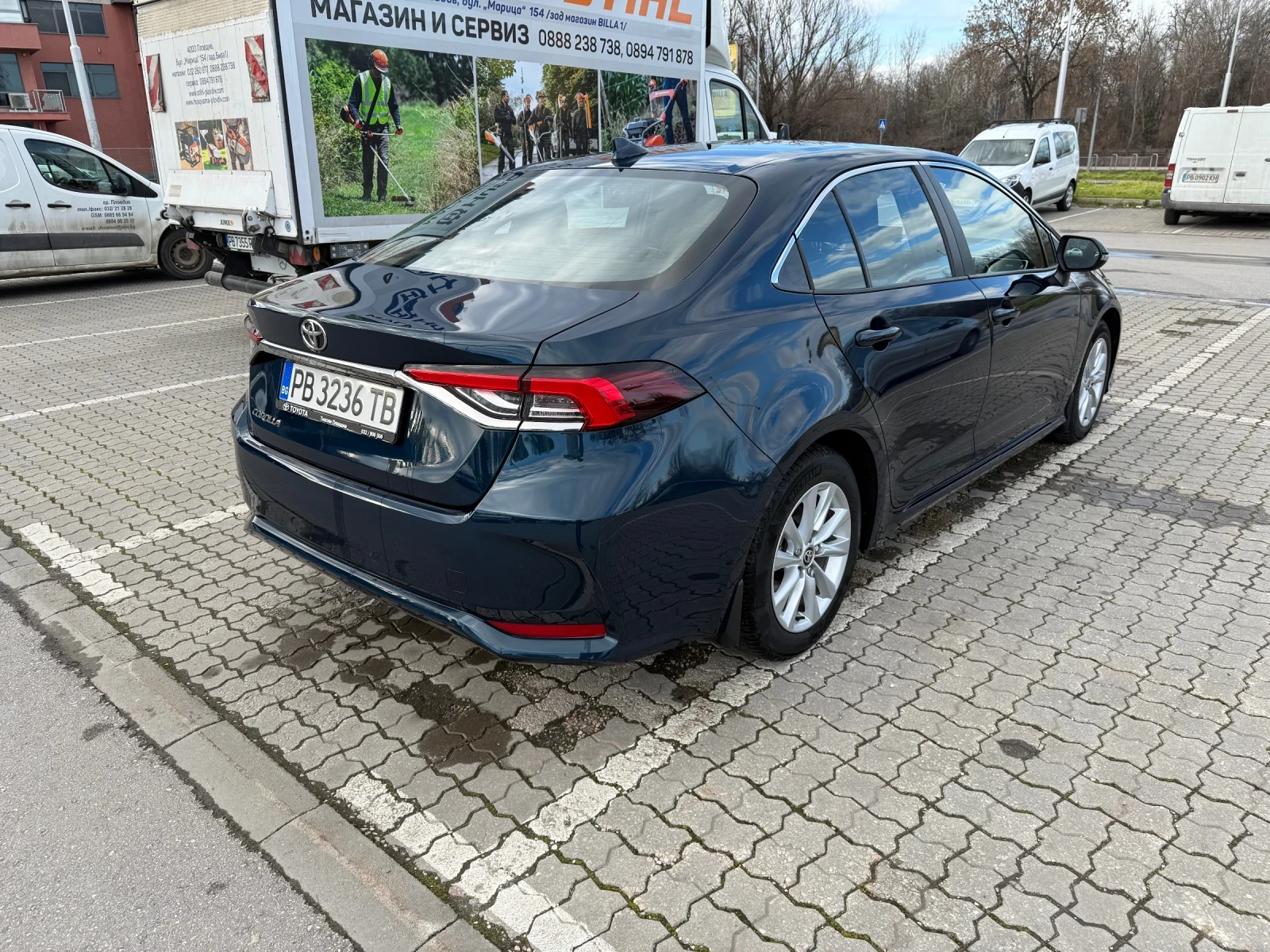 Toyota Corolla 1.5 125кс. Executive - изображение 6