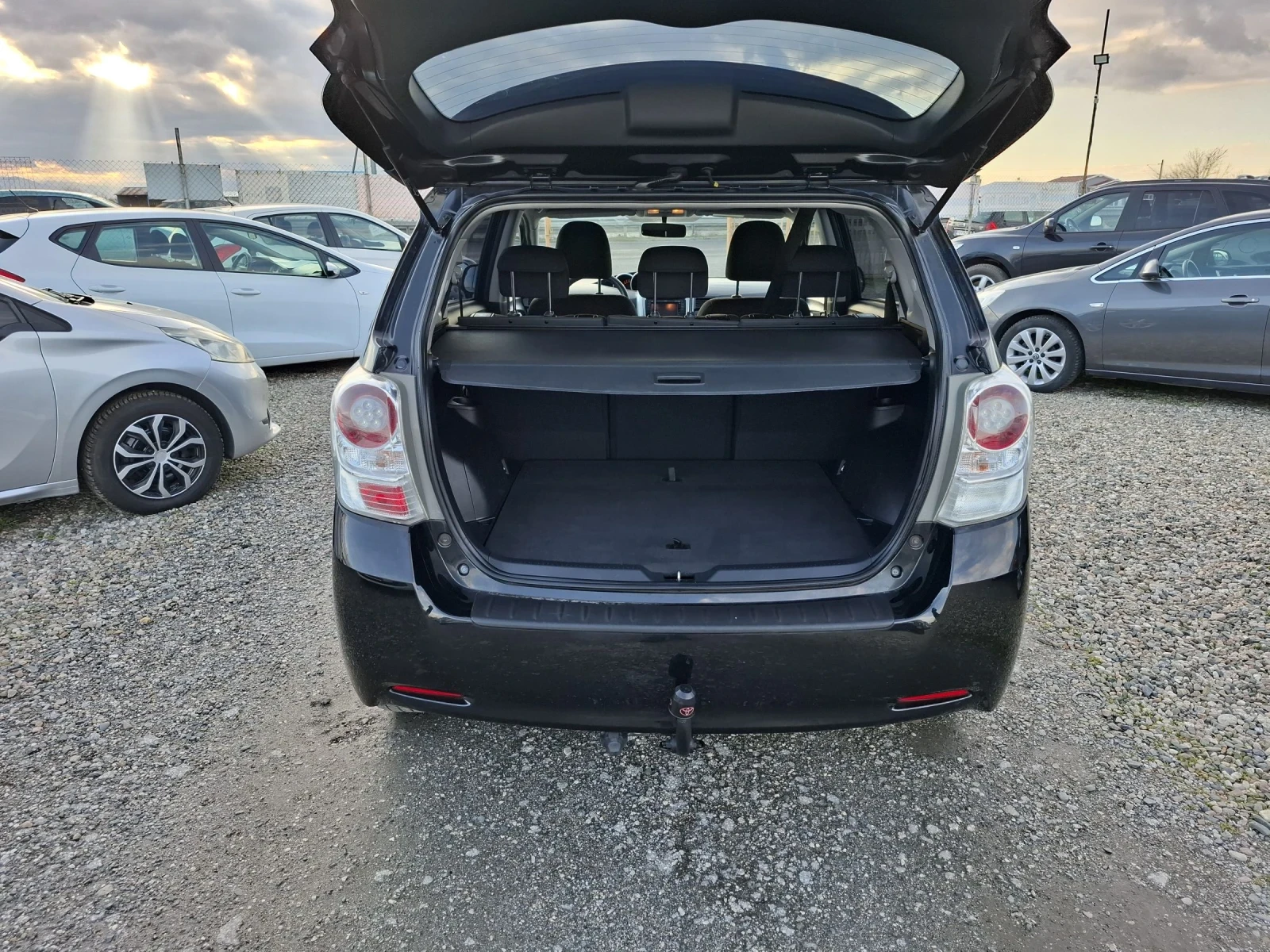 Toyota Verso 1.8i | Mobile.bg � ����������� 11