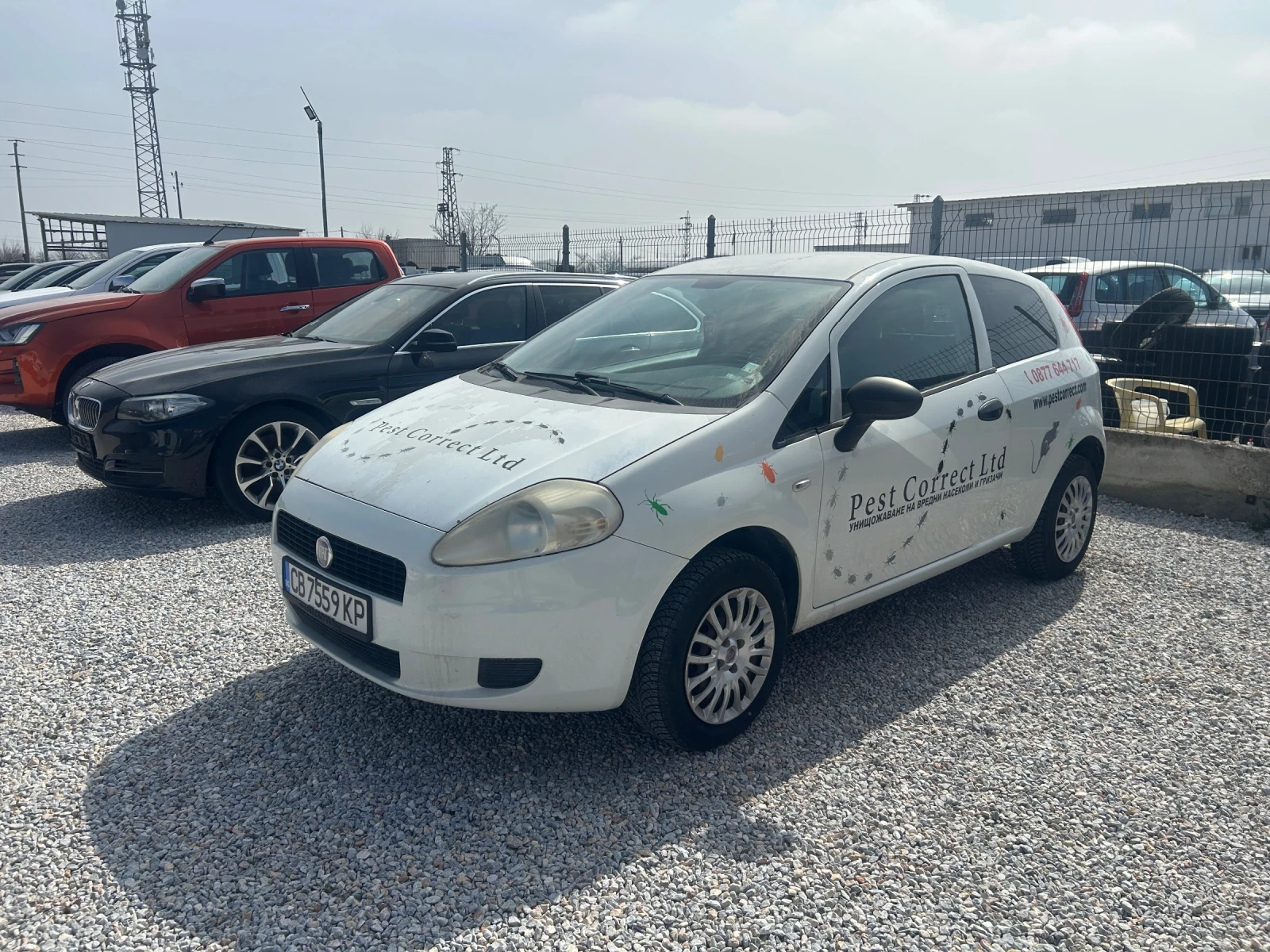 Fiat Punto 1.4 Van N1 Фабричен метан, снимка 3 - Автомобили и джипове - 53813517