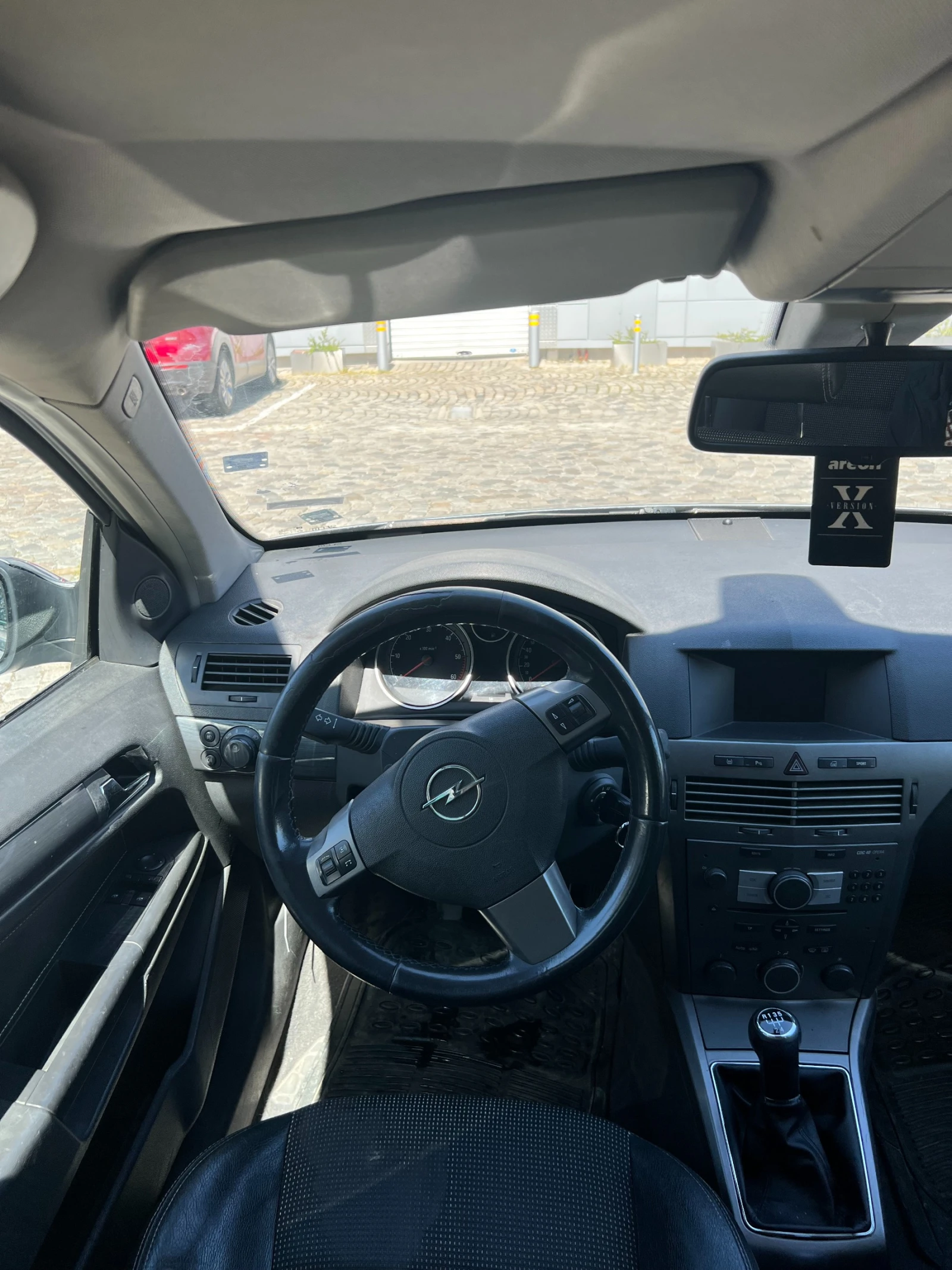 Opel Astra 1.7 CDTI, снимка 8 - Автомобили и джипове - 54243509