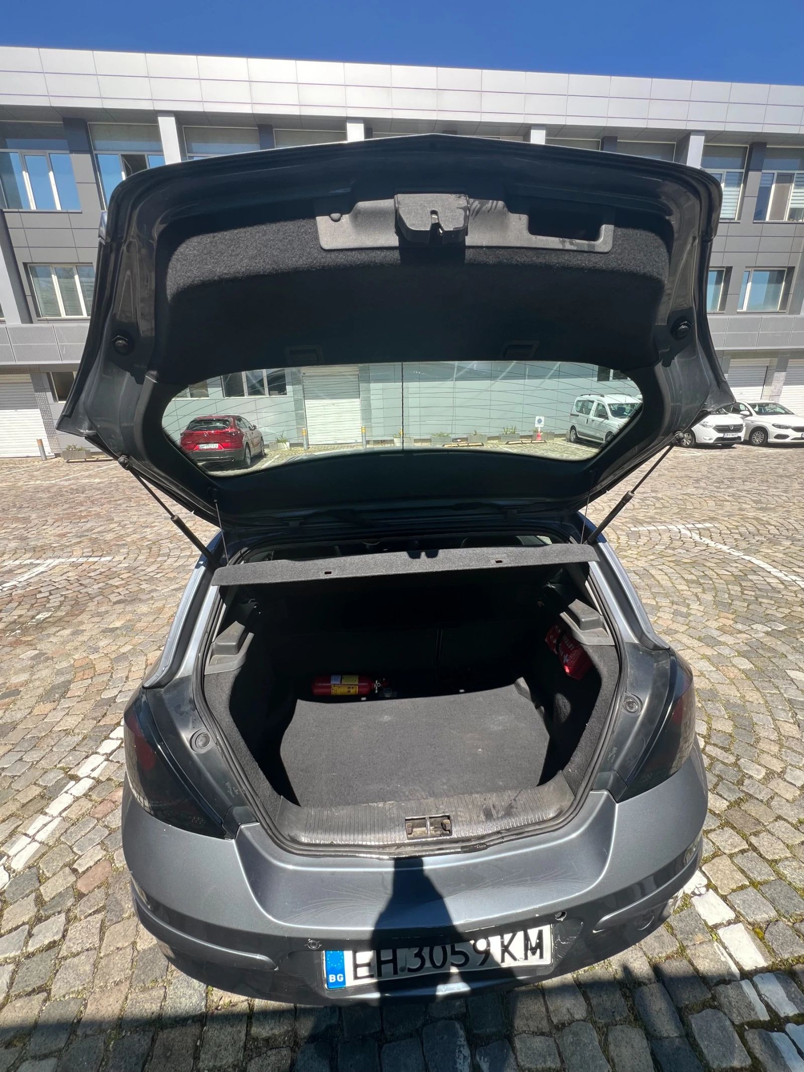 Opel Astra 1.7 CDTI, снимка 13 - Автомобили и джипове - 54243509