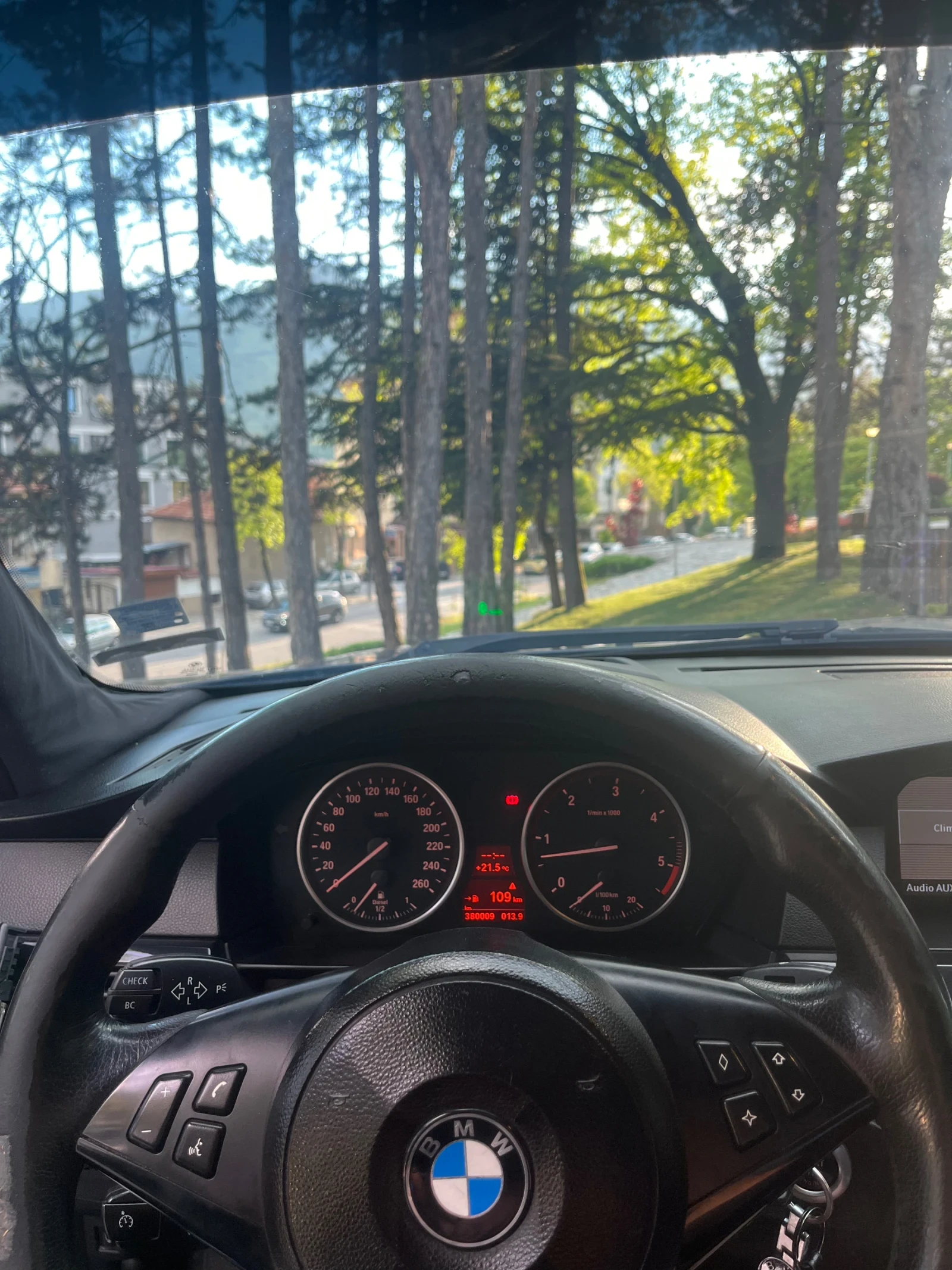 BMW 530, снимка 10 - Автомобили и джипове - 54432203