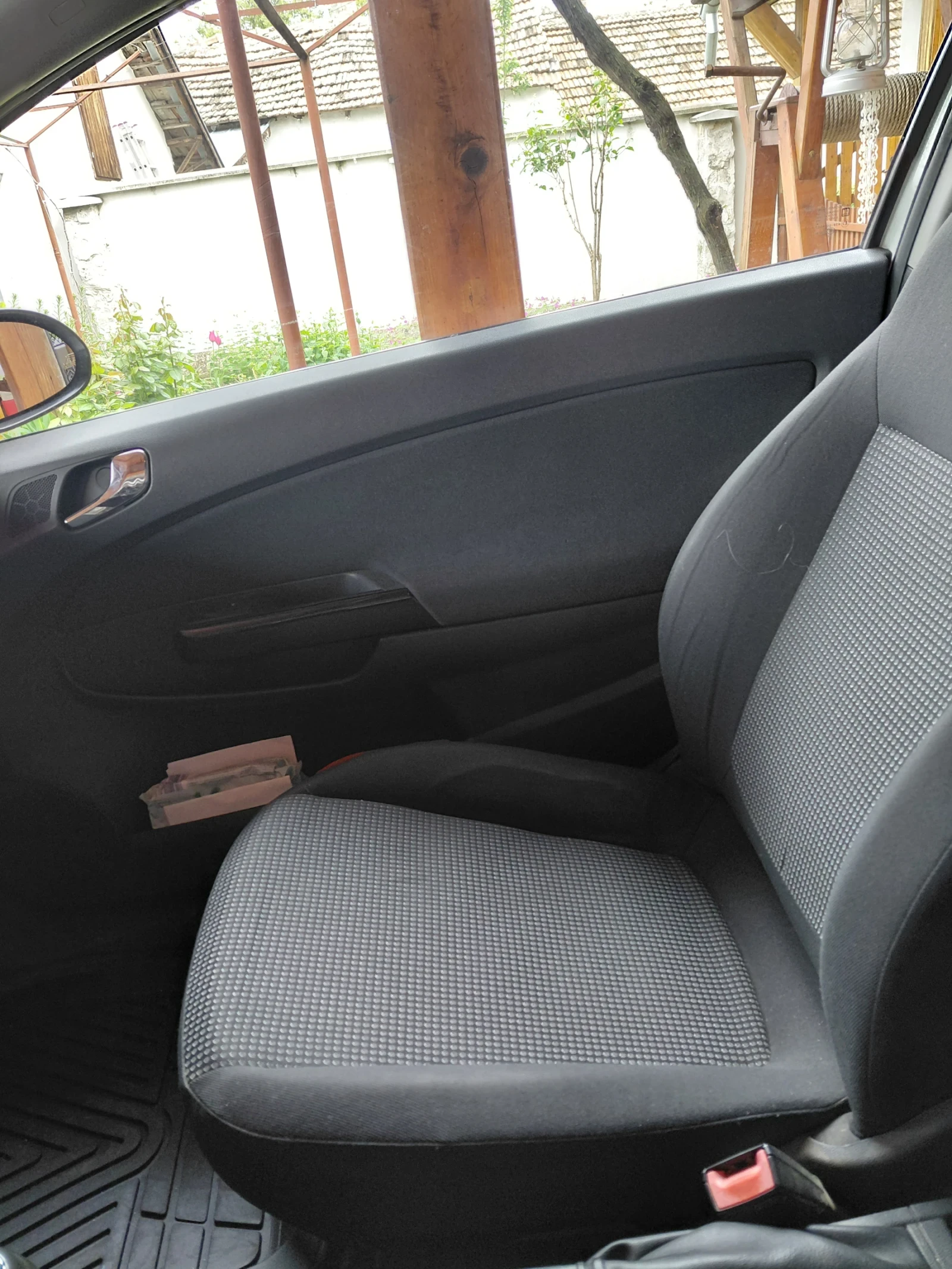 Opel Corsa, снимка 13 - Автомобили и джипове - 54485560