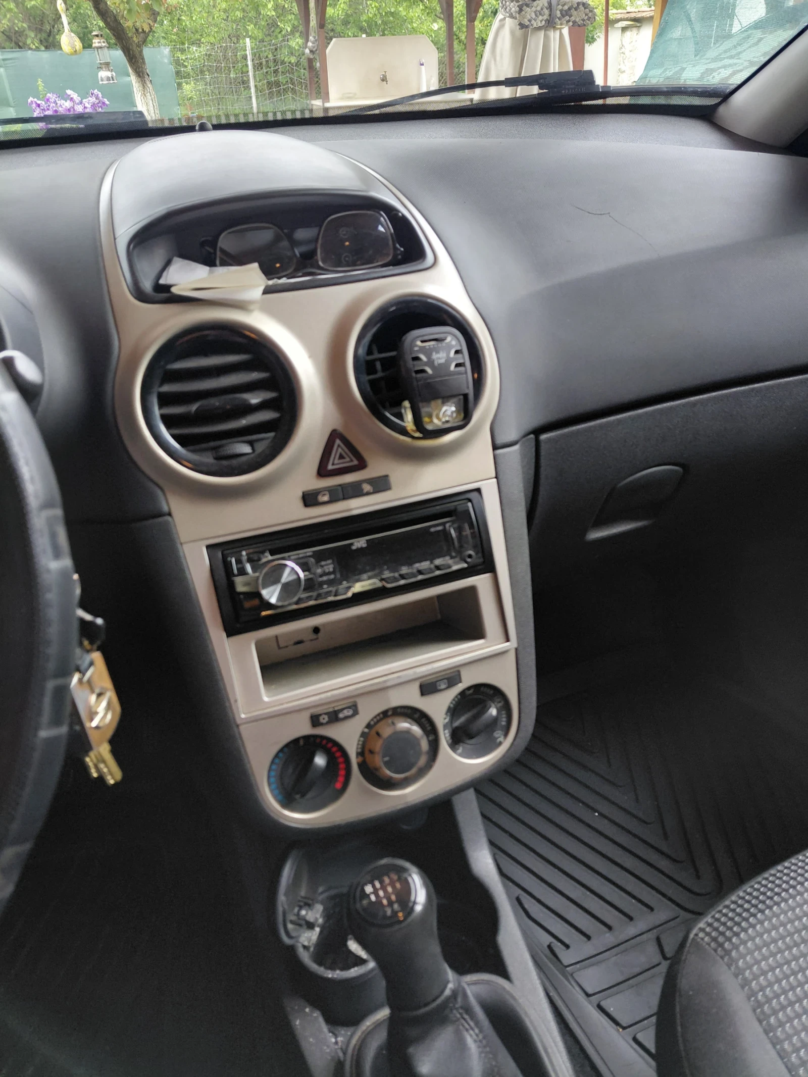 Opel Corsa, снимка 12 - Автомобили и джипове - 54485560