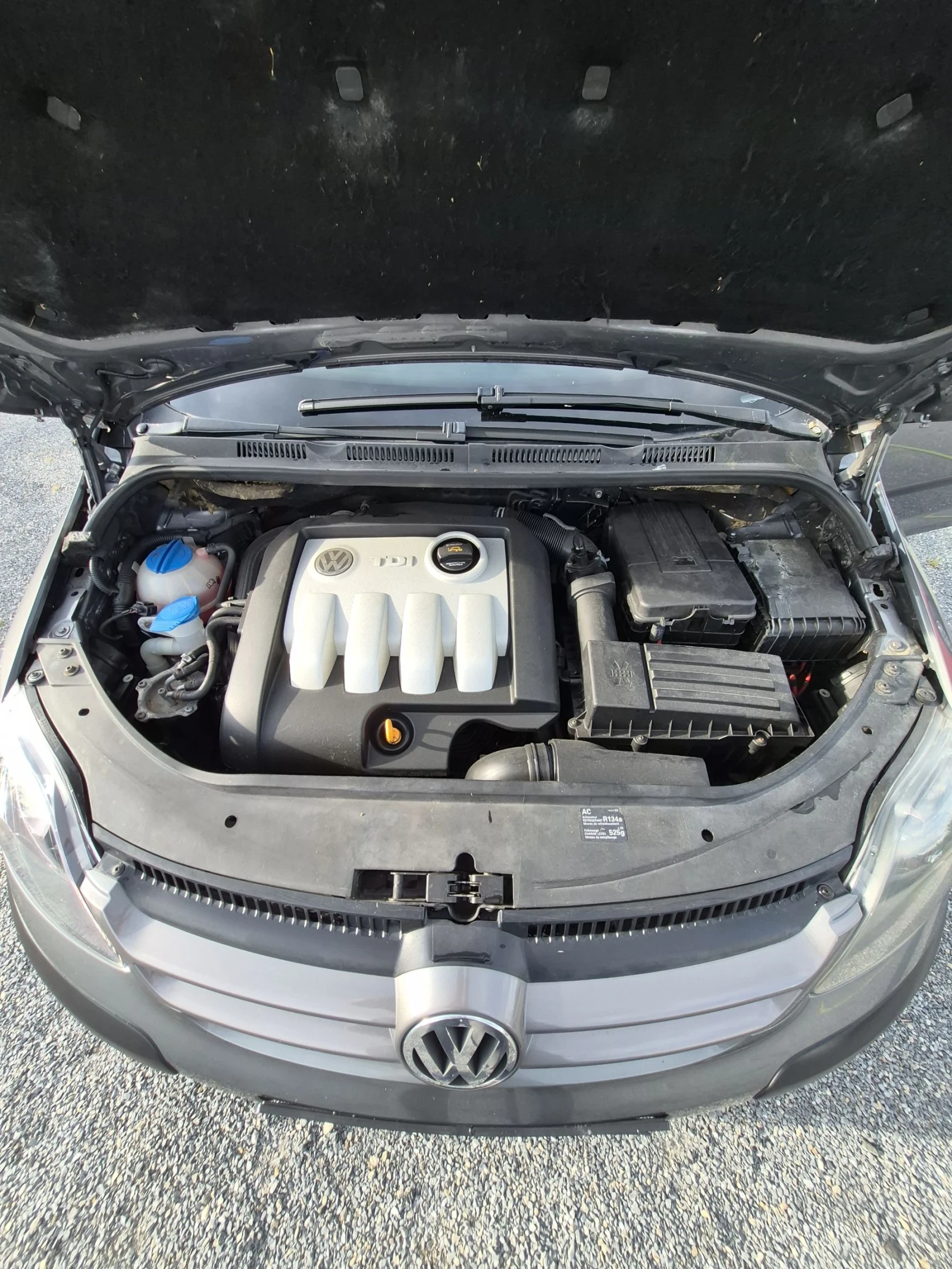 VW Golf Plus 1.9 TDI 105 к.с , снимка 16 - Автомобили и джипове - 54664391