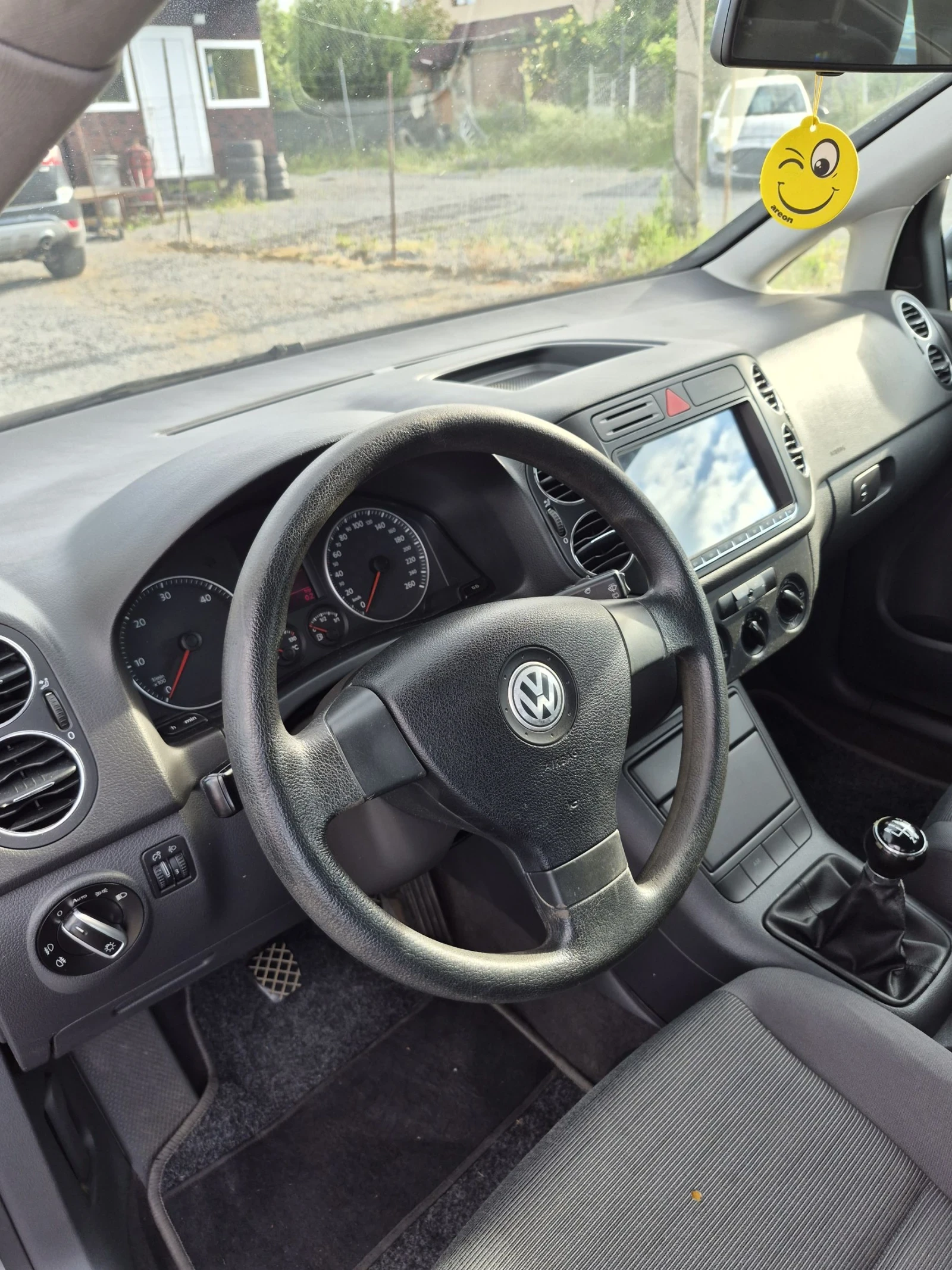VW Golf Plus 1.9 TDI 105 к.с , снимка 11 - Автомобили и джипове - 54664391