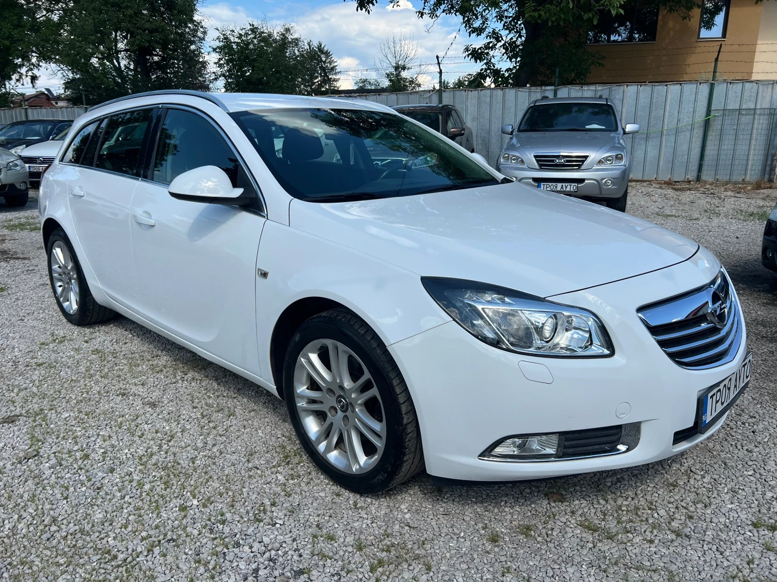 Opel Insignia 2.0Т* 4х4* АВТОМАТИК* ШВЕЙЦАРИЯ* , снимка 3 - Автомобили и джипове - 54701695
