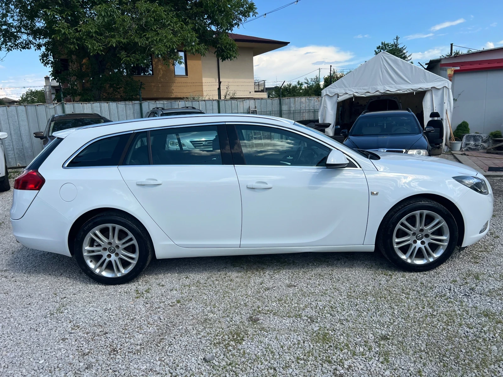Opel Insignia 2.0Т* 4х4* АВТОМАТИК* ШВЕЙЦАРИЯ* , снимка 4 - Автомобили и джипове - 54701695