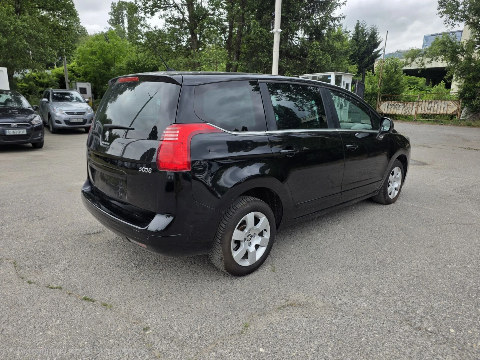 Peugeot 5008 1.6HDI/ФЕЙСЛИФТ/7МЕСТЕН/НАВИГАЦИЯ , снимка 4 - Автомобили и джипове - 54882223