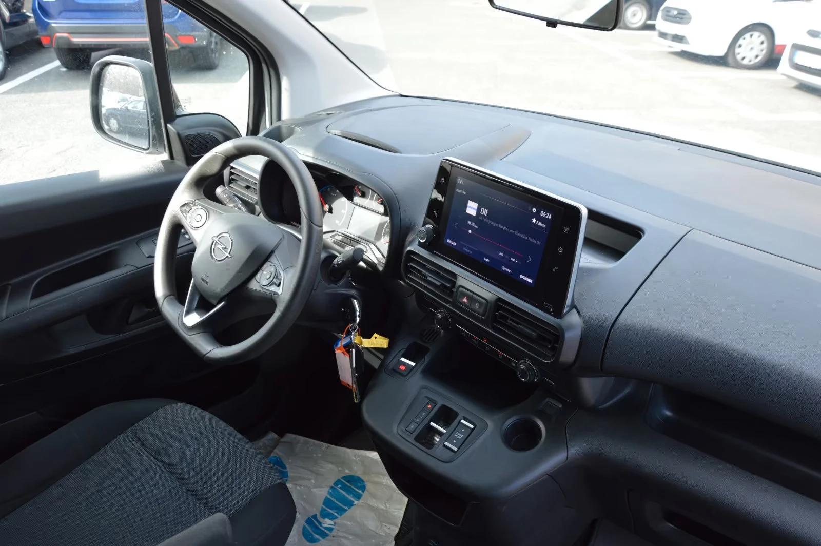 Opel Combo E-CARGO/136HP/CAM/NAVI/CPLAY/LED/411q, снимка 9 - Автомобили и джипове - 54931198