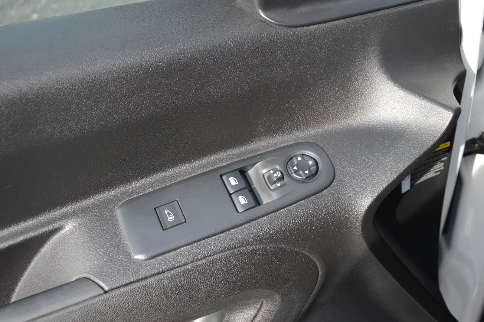 Opel Combo E-CARGO/136HP/CAM/NAVI/CPLAY/LED/411q, снимка 10 - Автомобили и джипове - 54931198