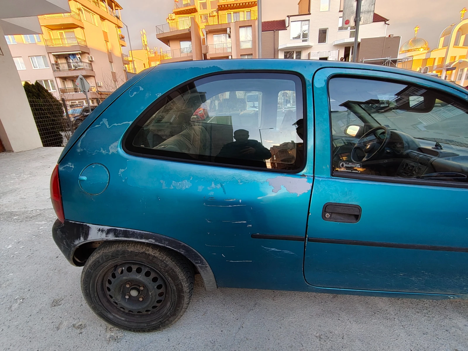 Opel Corsa 1, 4 Бензин, снимка 13 - Автомобили и джипове - 54995456
