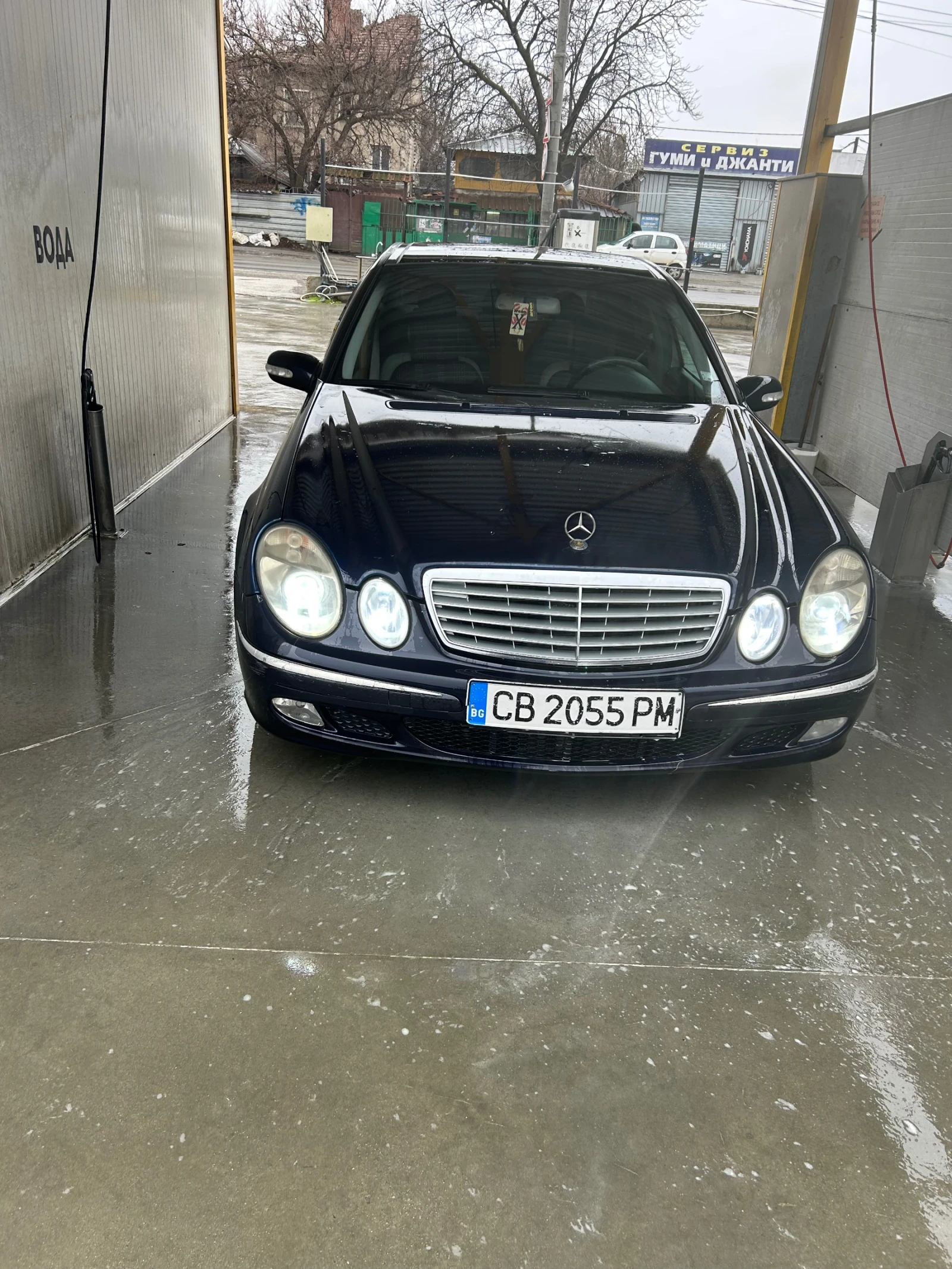Mercedes-Benz E 270 211