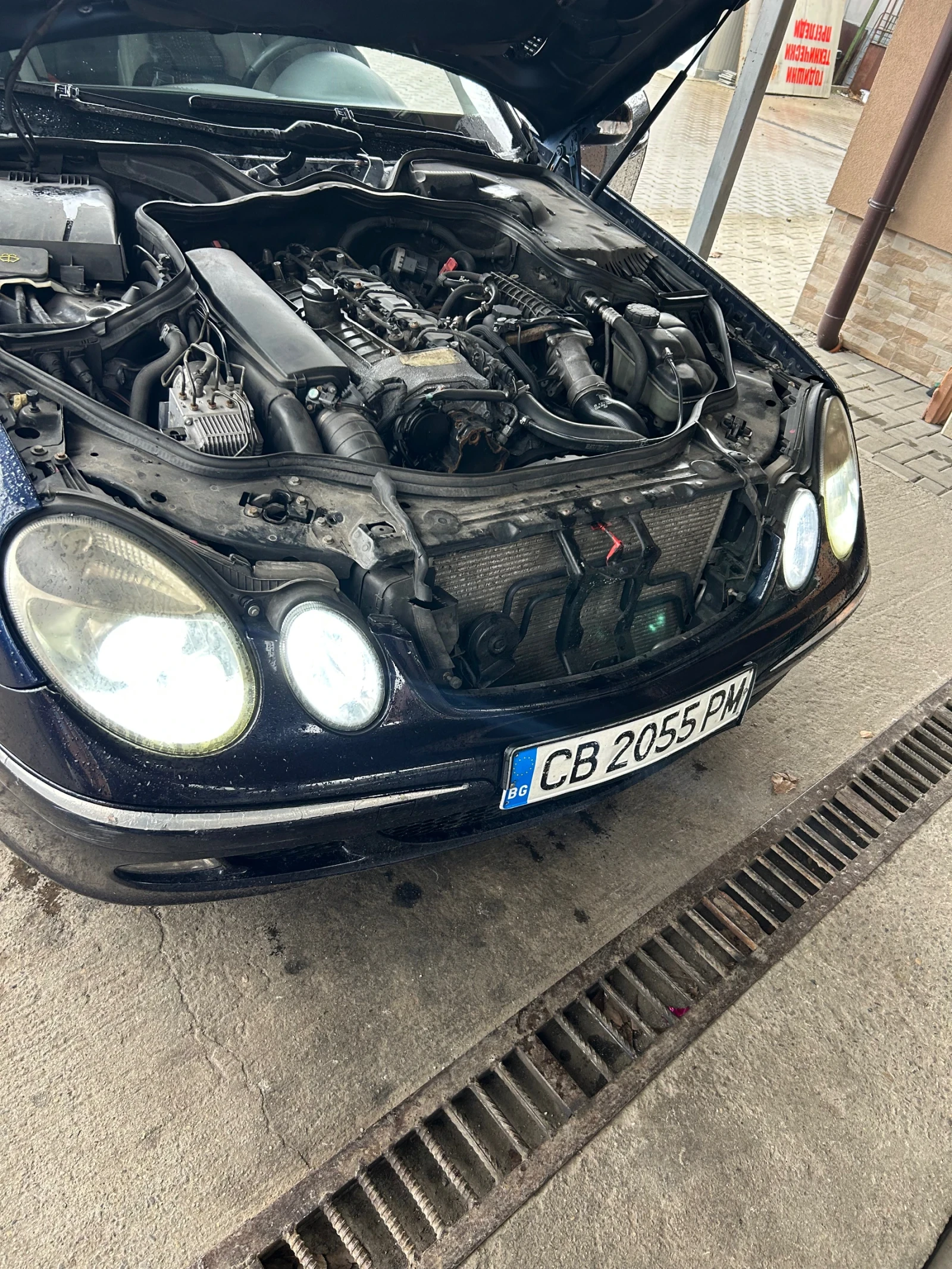 Mercedes-Benz E 270 211, снимка 12 - Автомобили и джипове - 55023860