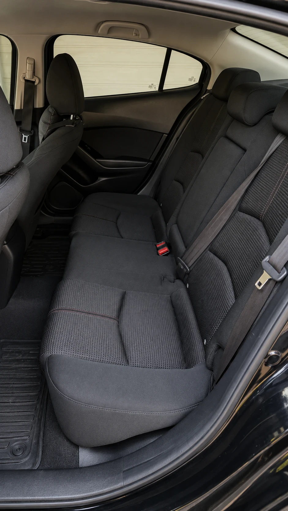 Mazda 3, снимка 6 - Автомобили и джипове - 55378145