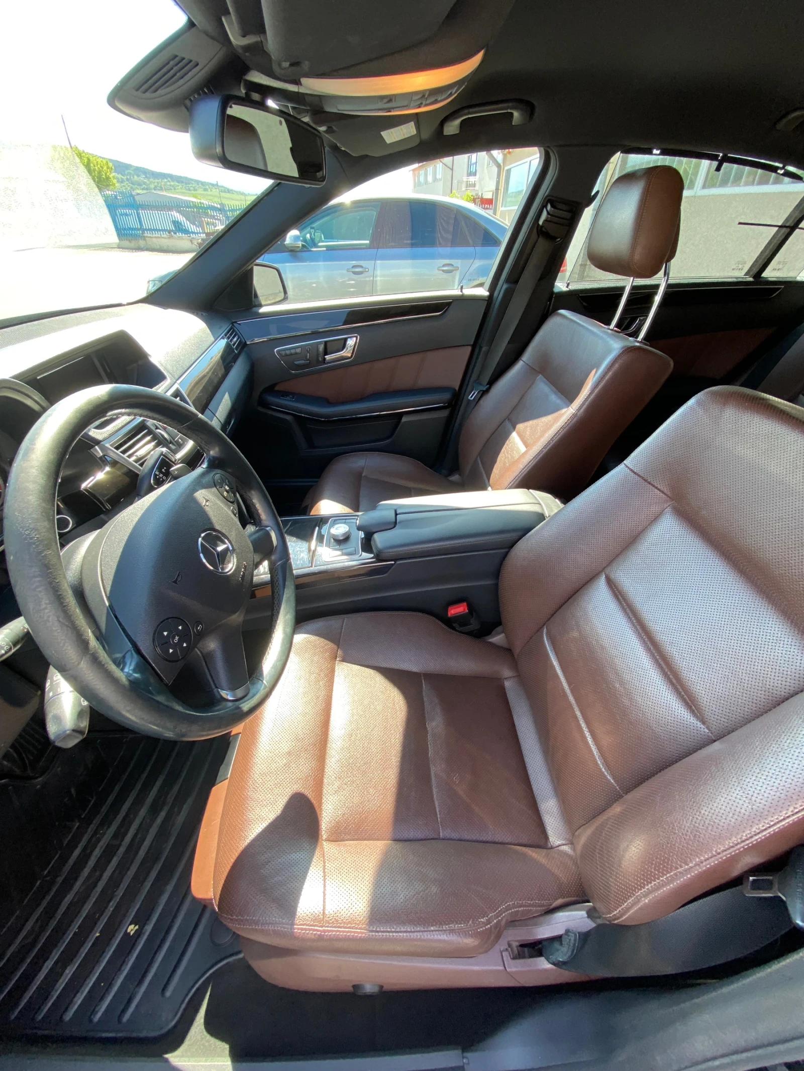 Mercedes-Benz E 350, снимка 6 - Автомобили и джипове - 55708772