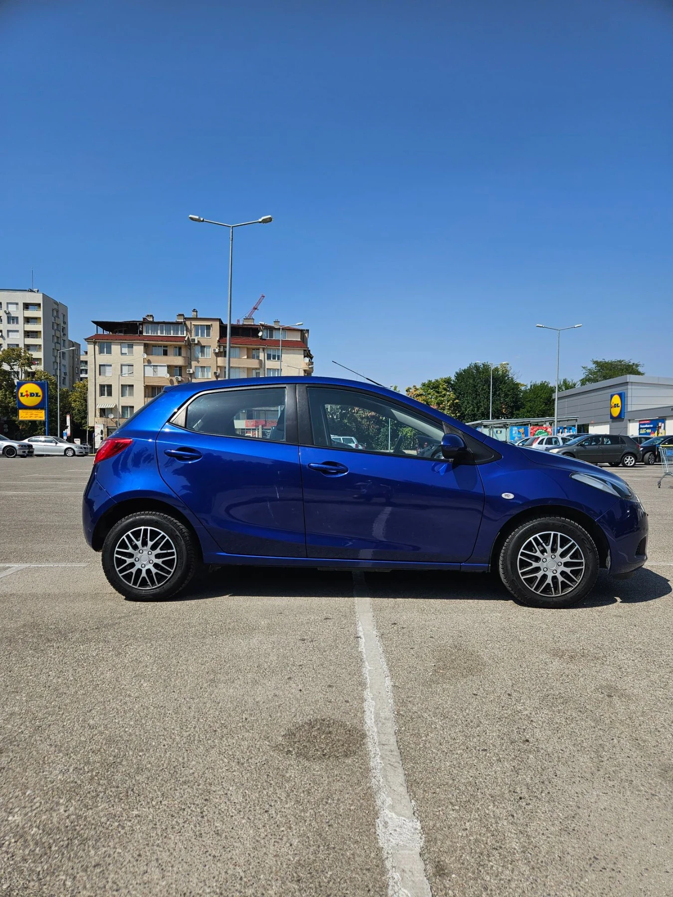 Mazda 2, снимка 7 - Автомобили и джипове - 55937400