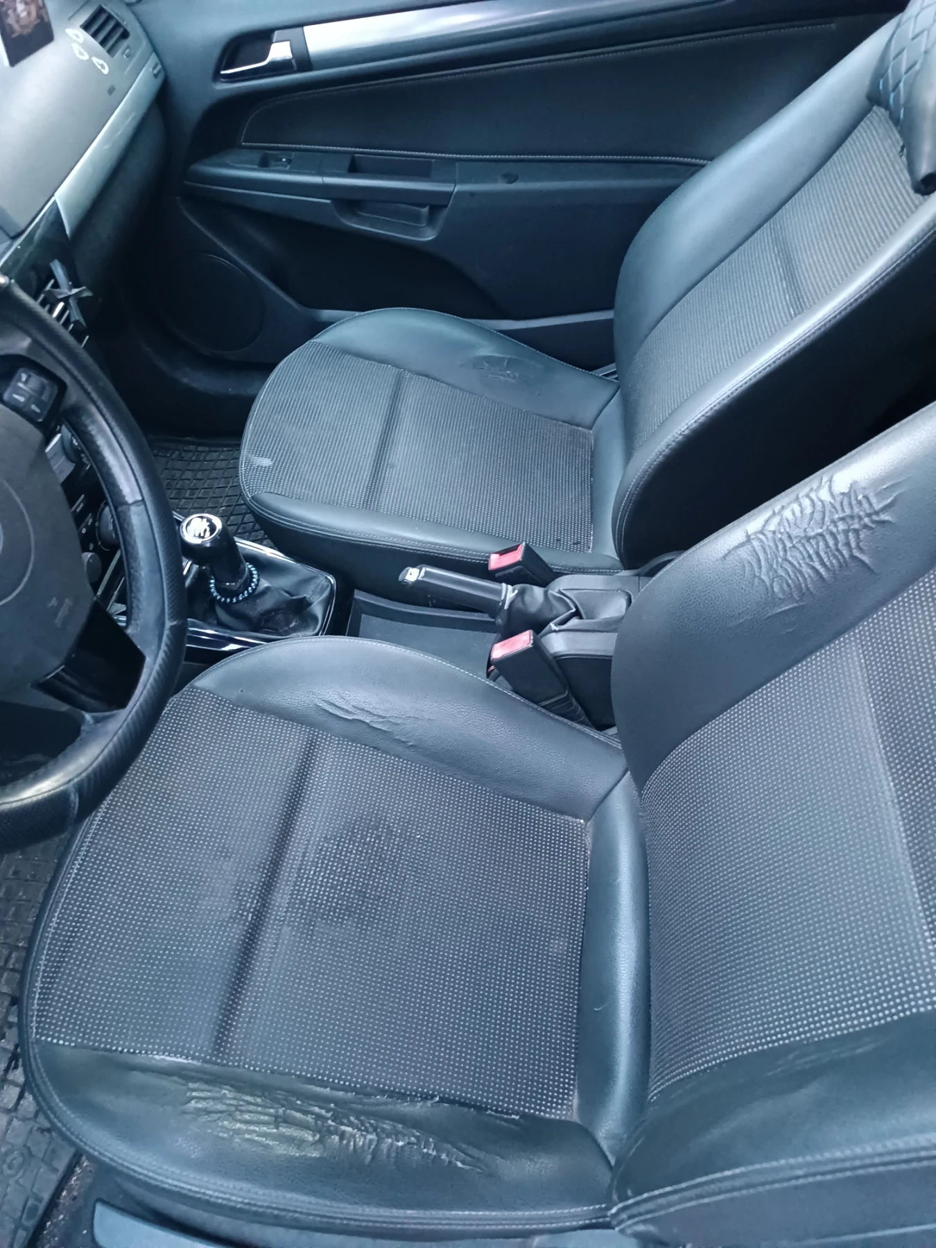 Opel Astra 1.6 turbo , снимка 8 - Автомобили и джипове - 56652901