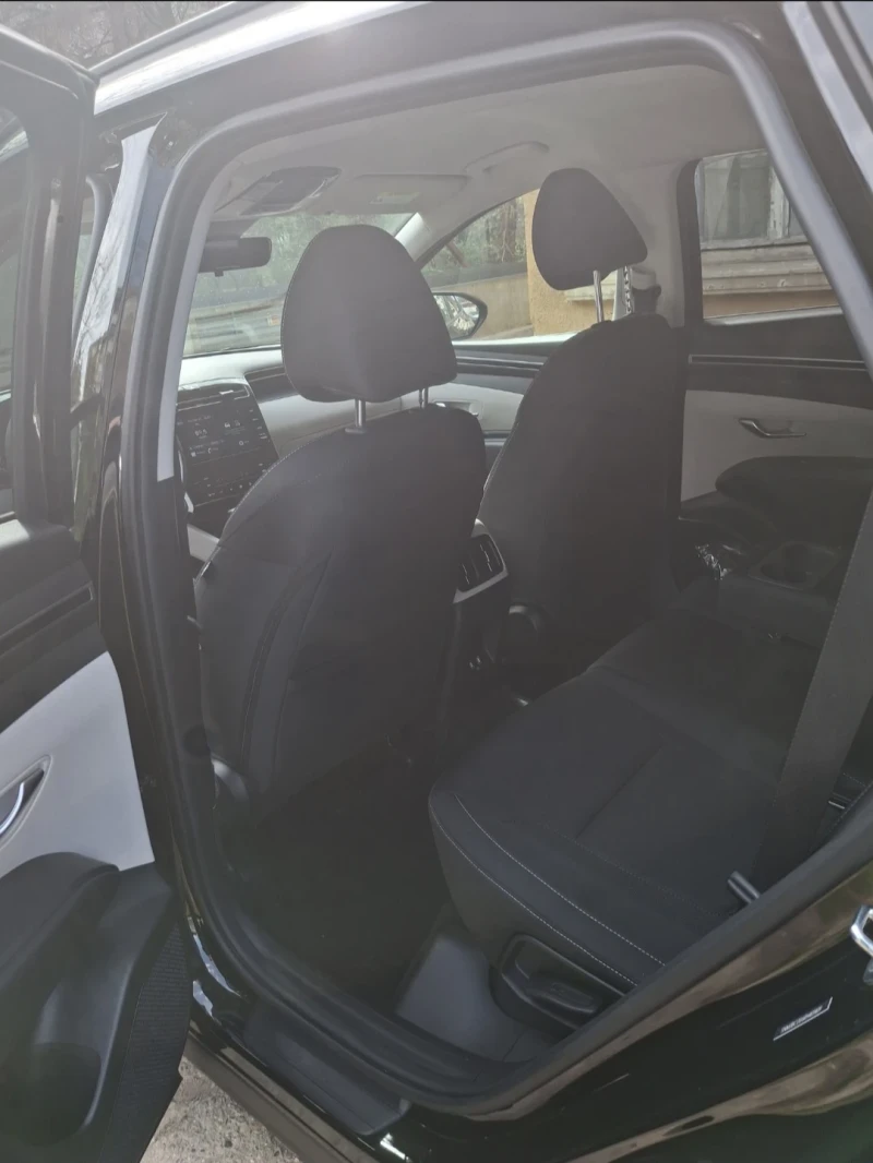 Hyundai Tucson, снимка 5 - Автомобили и джипове - 52736404