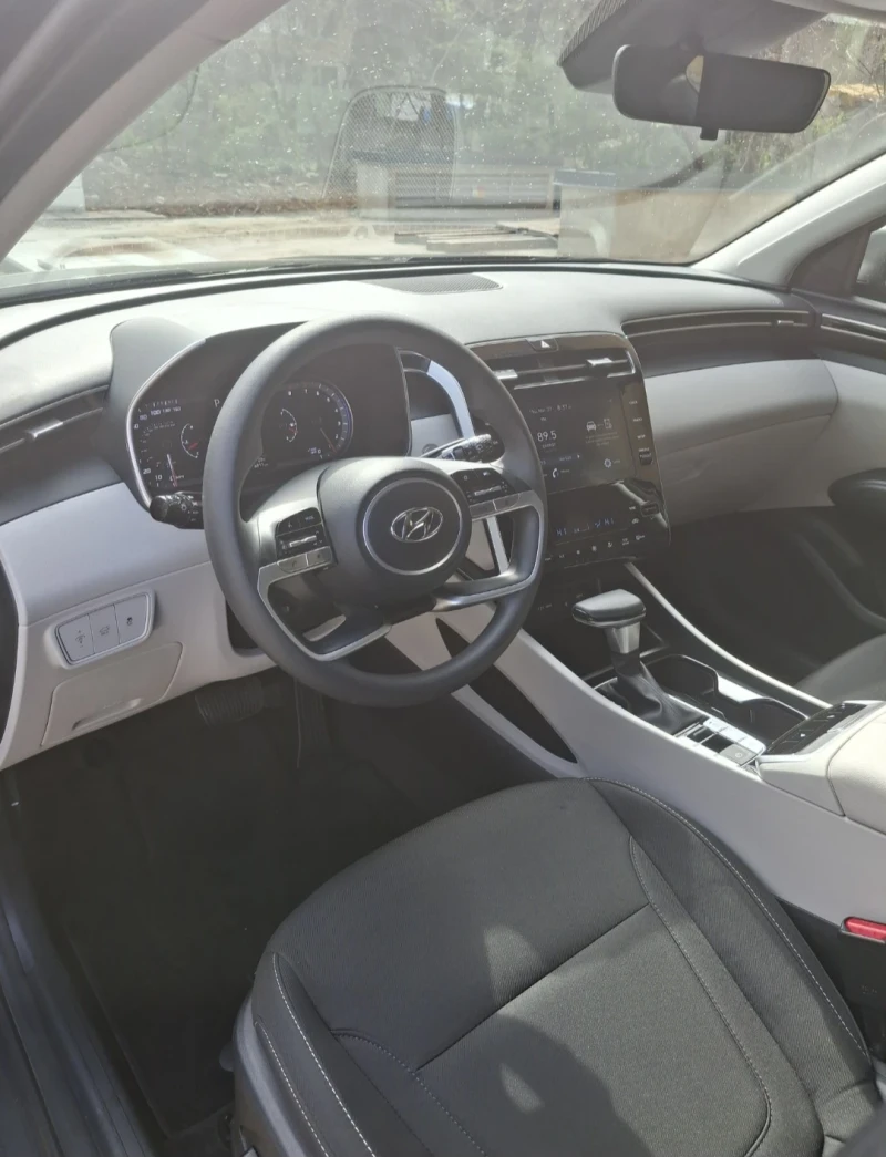 Hyundai Tucson, снимка 6 - Автомобили и джипове - 52736404