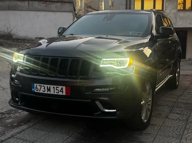 Jeep Grand cherokee, снимка 1 - Автомобили и джипове - 48382035