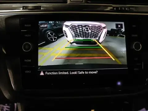 VW Tiguan VW Tiguan Comfortline R- Line / CARFAX, снимка 13 - Автомобили и джипове - 54813989