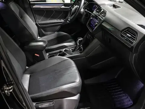 VW Tiguan VW Tiguan Comfortline R- Line / CARFAX, снимка 11 - Автомобили и джипове - 54813989