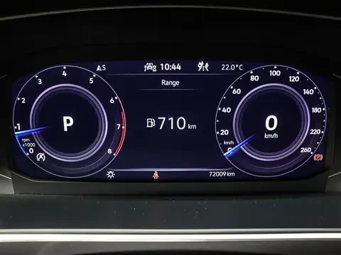 VW Tiguan VW Tiguan Comfortline R- Line / CARFAX, снимка 10 - Автомобили и джипове - 54813989