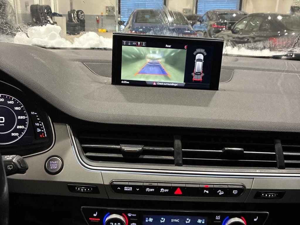 Audi Q7 * Progressiv * CARFAX * ЦЕНА ДО БГ - изображение 9