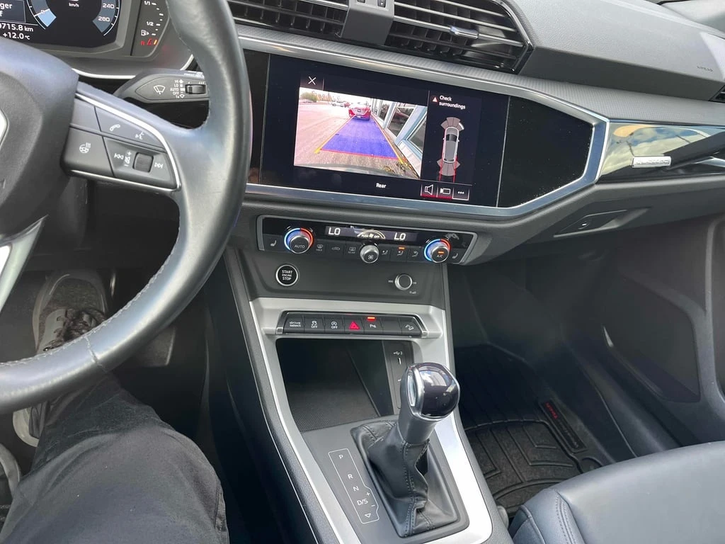 Audi Q3 * 45 TFSI quattro * CARFAX * ���� �� �� | Mobile.bg � ����������� 9