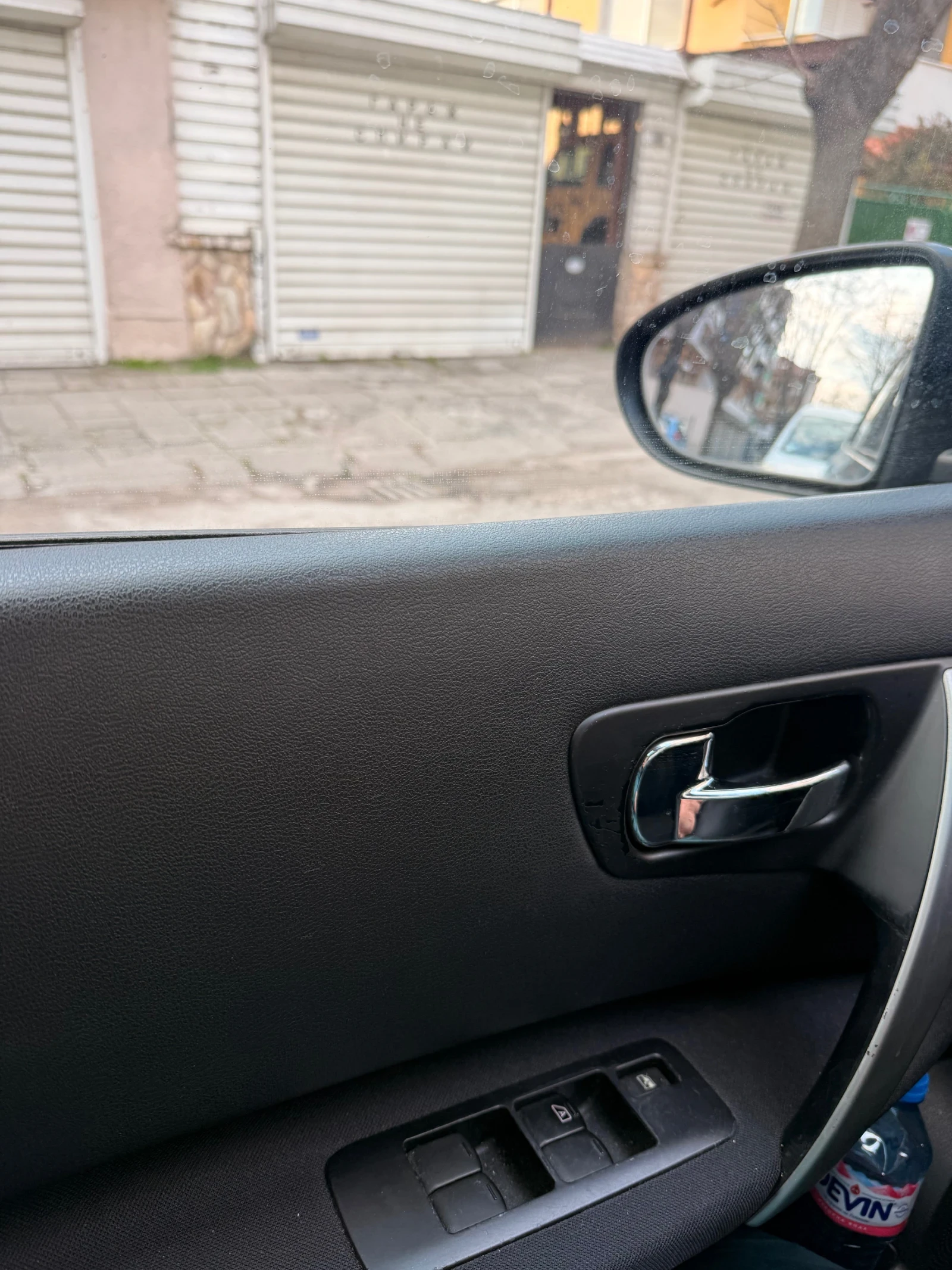 Nissan Qashqai, снимка 5 - Автомобили и джипове - 54058532