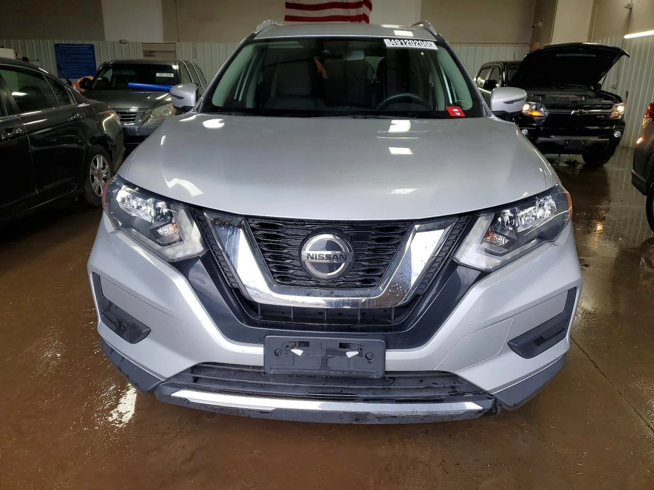 Nissan Rogue SV, снимка 3 - Автомобили и джипове - 54509470