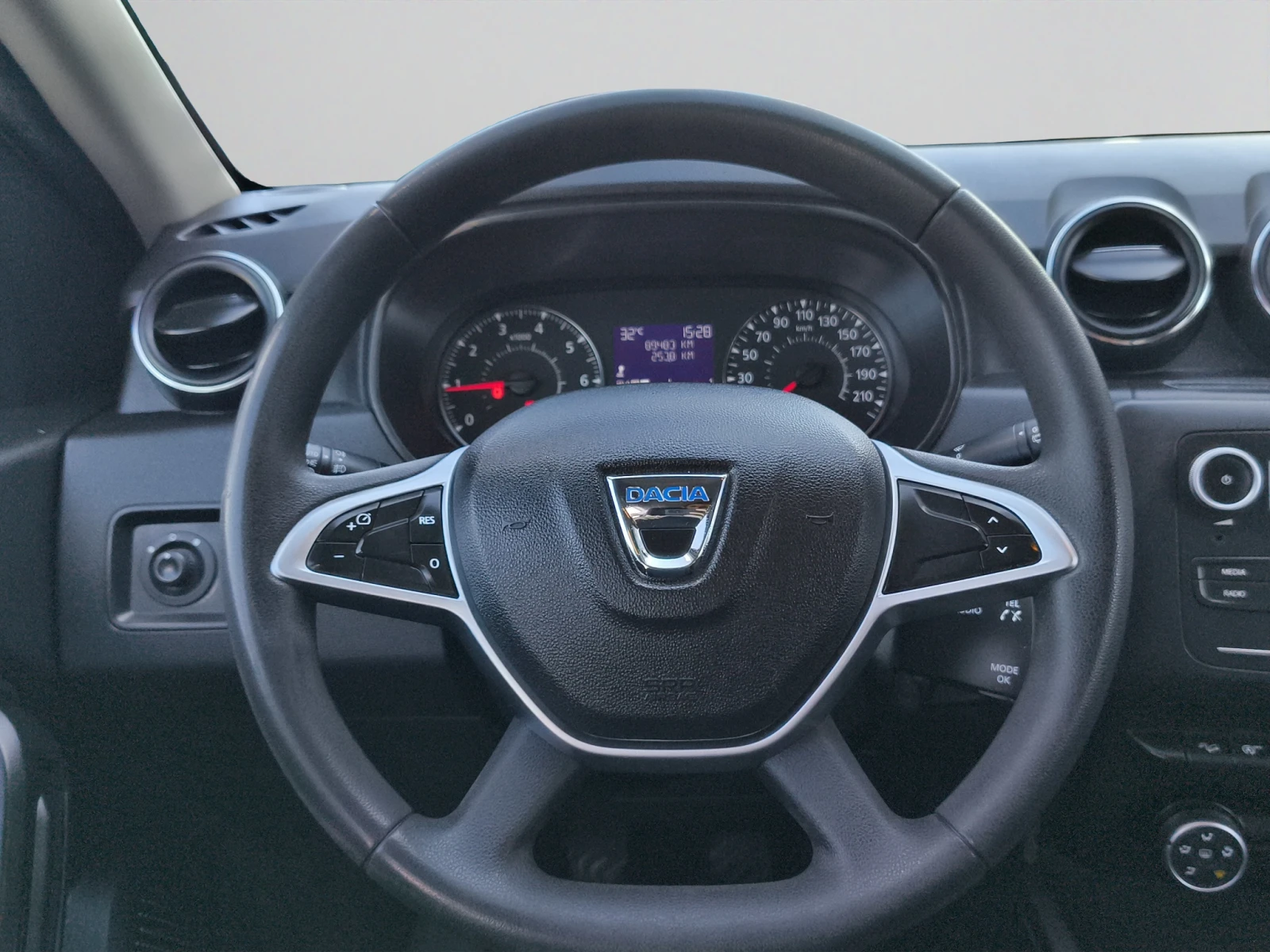 Dacia Duster 1.5dCi 116hp BVM6 4WD E6//2109R21, снимка 10 - Автомобили и джипове - 54940617