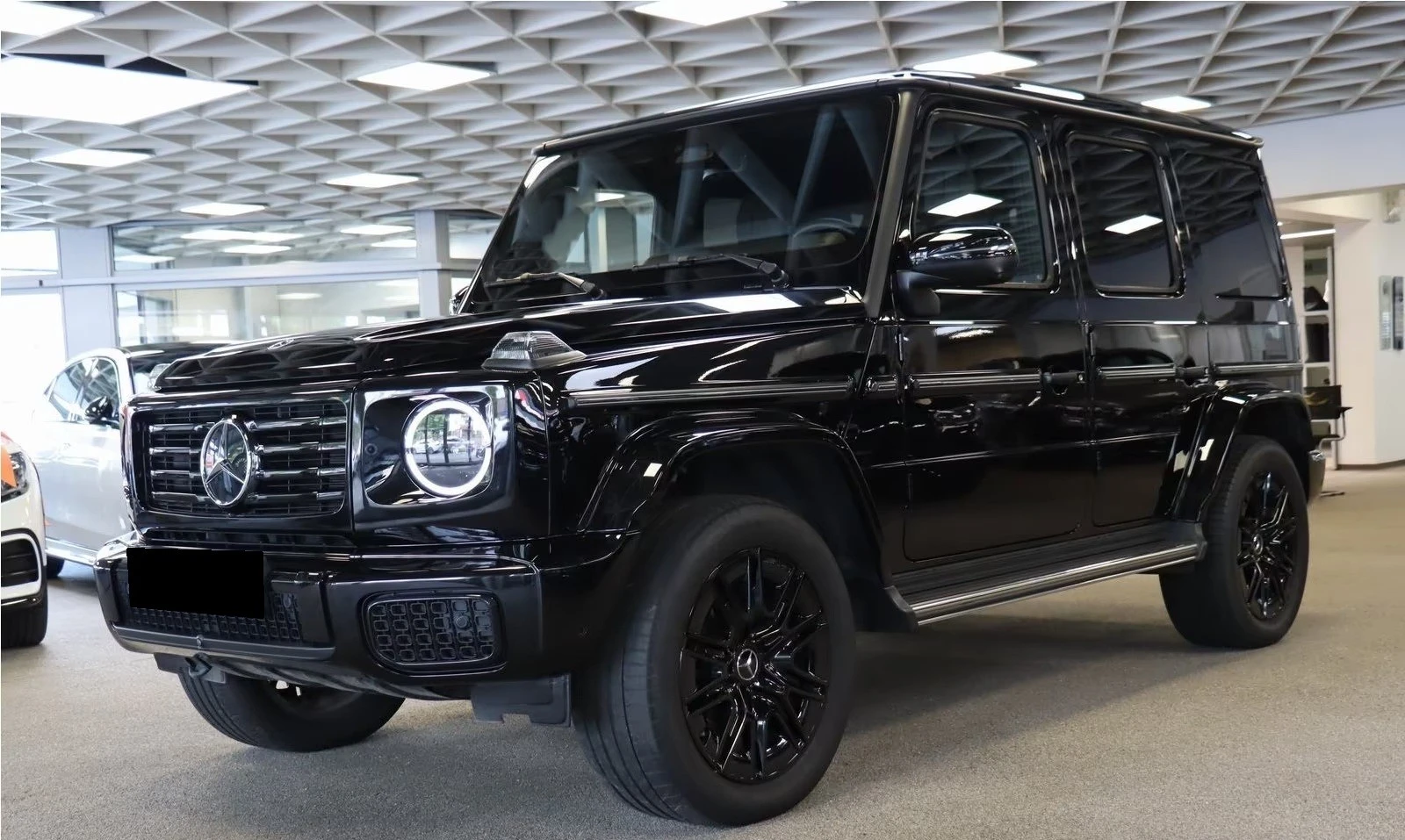 Mercedes-Benz G 500 AMG / 4 MATIC / FACELIFT / BURM / 360/ PANO/ NIGHT, снимка 3 - Автомобили и джипове - 55183179