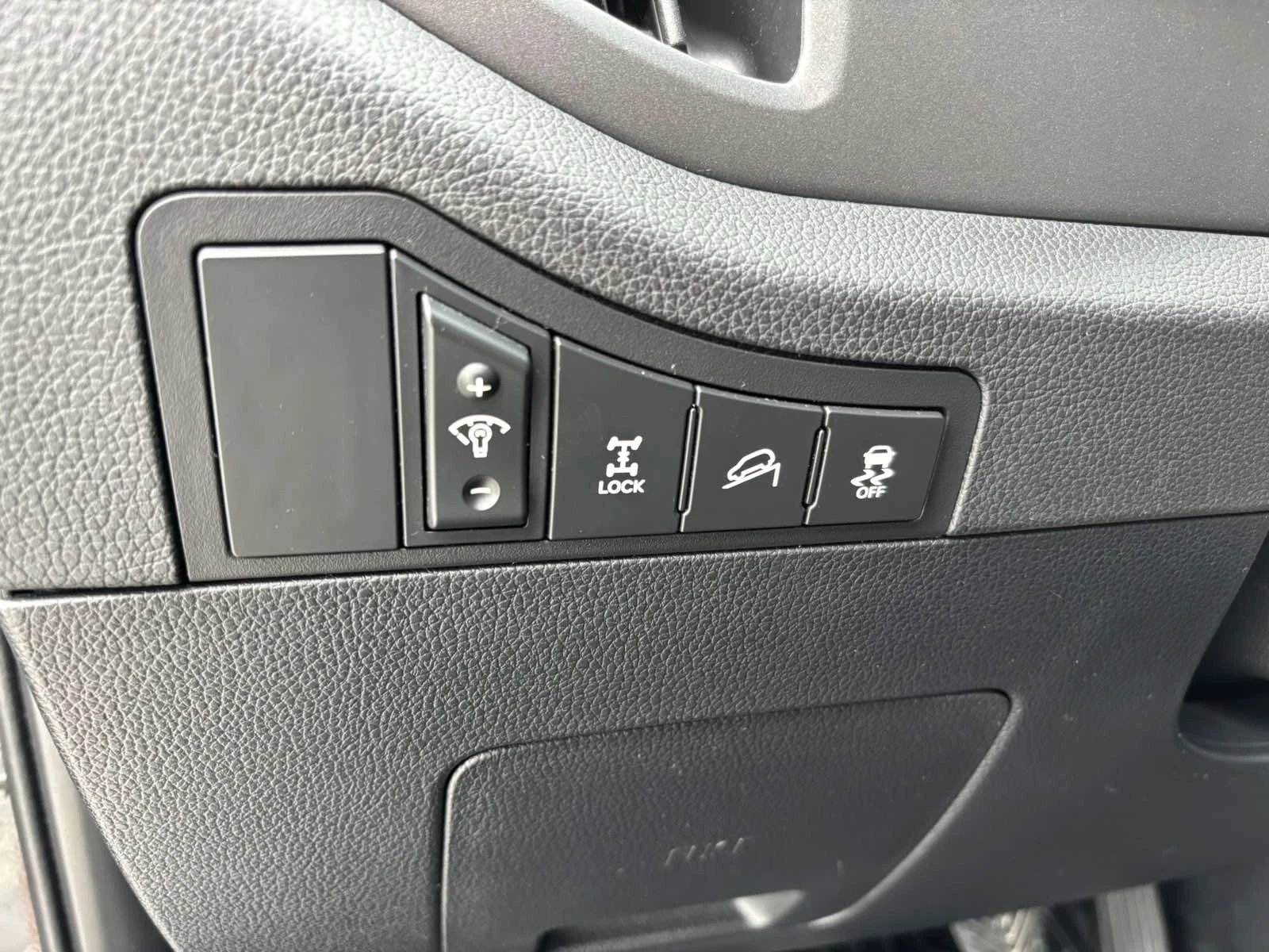 Kia Sportage 2.0 4x4 , снимка 10 - Автомобили и джипове - 56145184