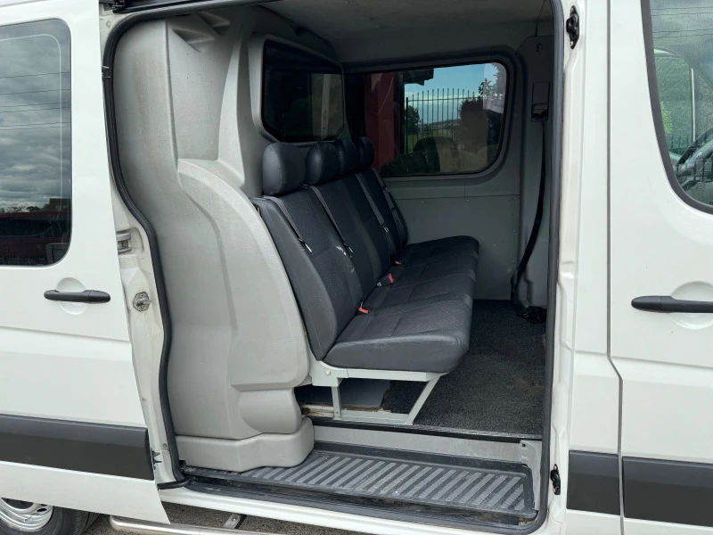 VW Crafter 2.5TDI* Euro5* Климатик* 5 + 1 места, снимка 6 - Бусове и автобуси - 45510766