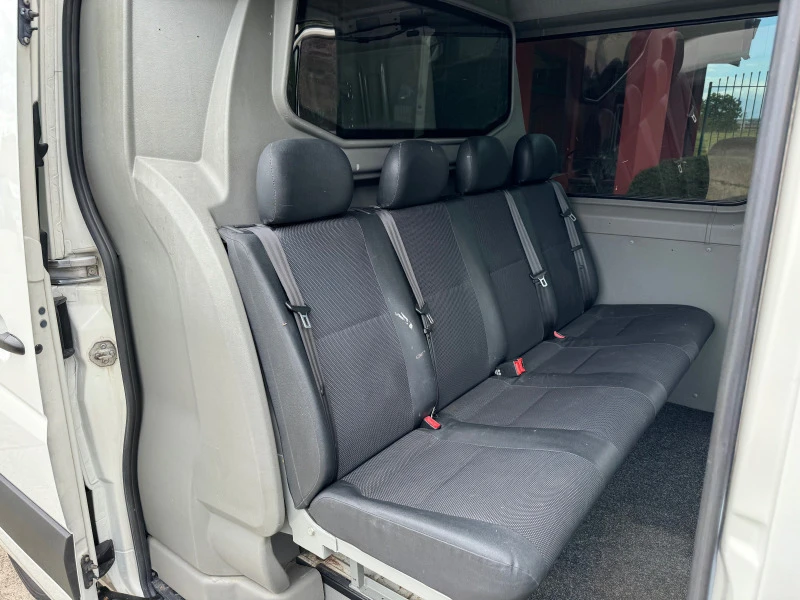 VW Crafter 2.5TDI* Euro5* Климатик* 5 + 1 места, снимка 7 - Бусове и автобуси - 45510766