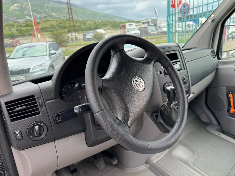 VW Crafter 2.5TDI* Euro5* Климатик* 5 + 1 места, снимка 2 - Бусове и автобуси - 45510766