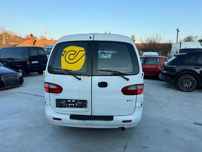 Hyundai H1 2.5CRDI, снимка 6 - Бусове и автобуси - 49384669