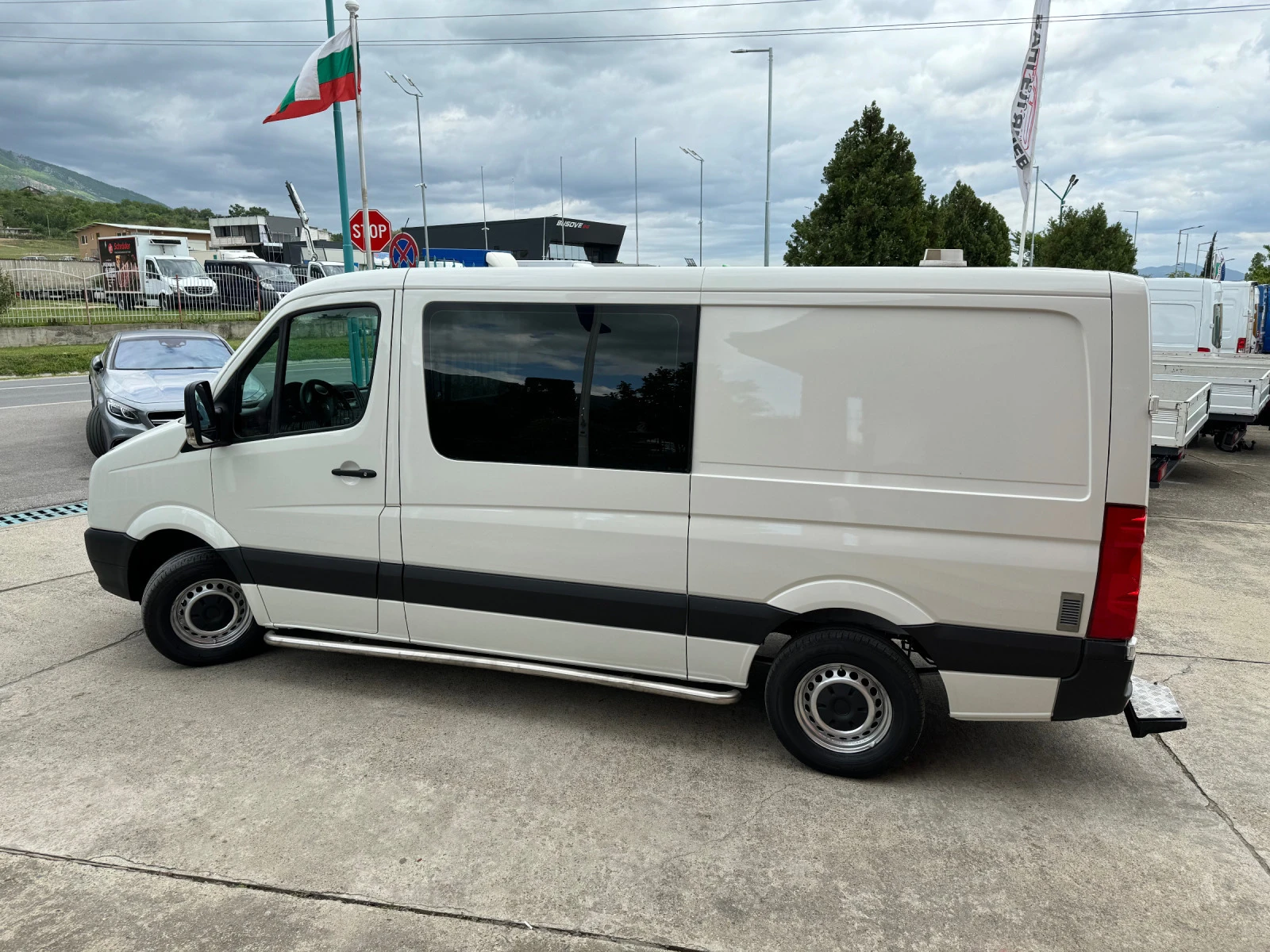 VW Crafter 2.5TDI* Euro5* Климатик* 5 + 1 места - изображение 4