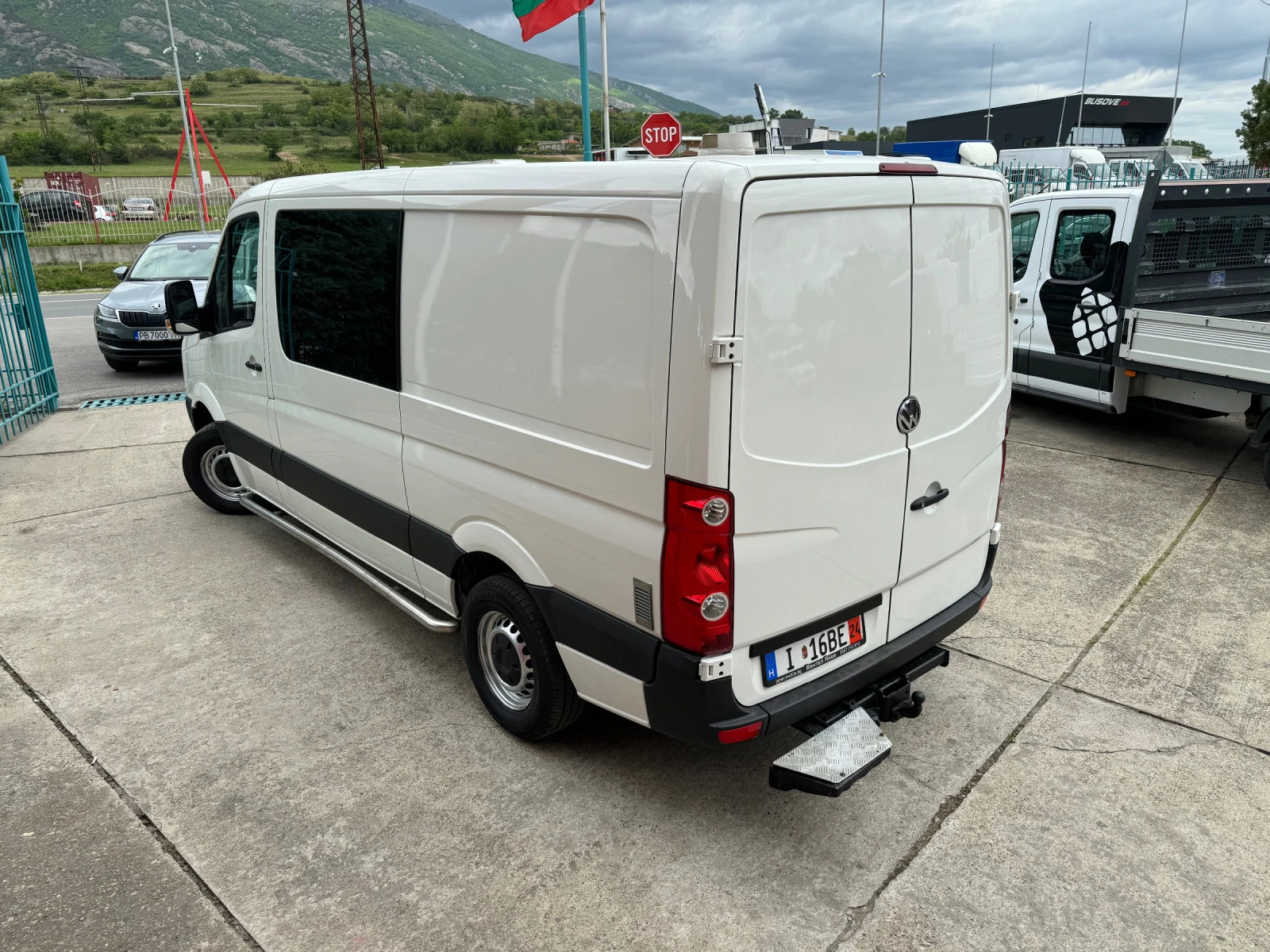 VW Crafter 2.5TDI* Euro5* Климатик* 5 + 1 места - изображение 10