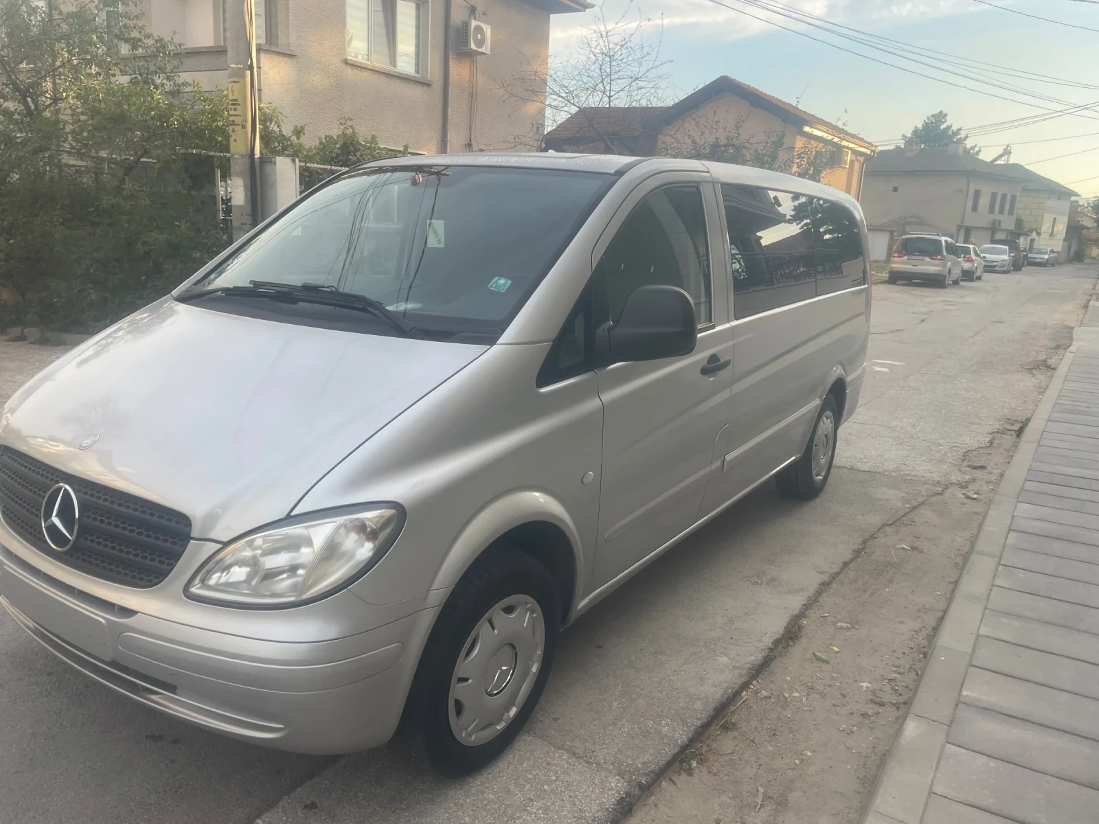 Mercedes-Benz Vito 115 клима лонг 150кс 9 места топ състояние - изображение 3