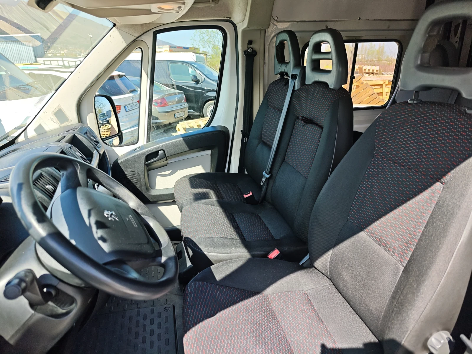 Peugeot Boxer 2.2HDI, снимка 13 - Бусове и автобуси - 54224692