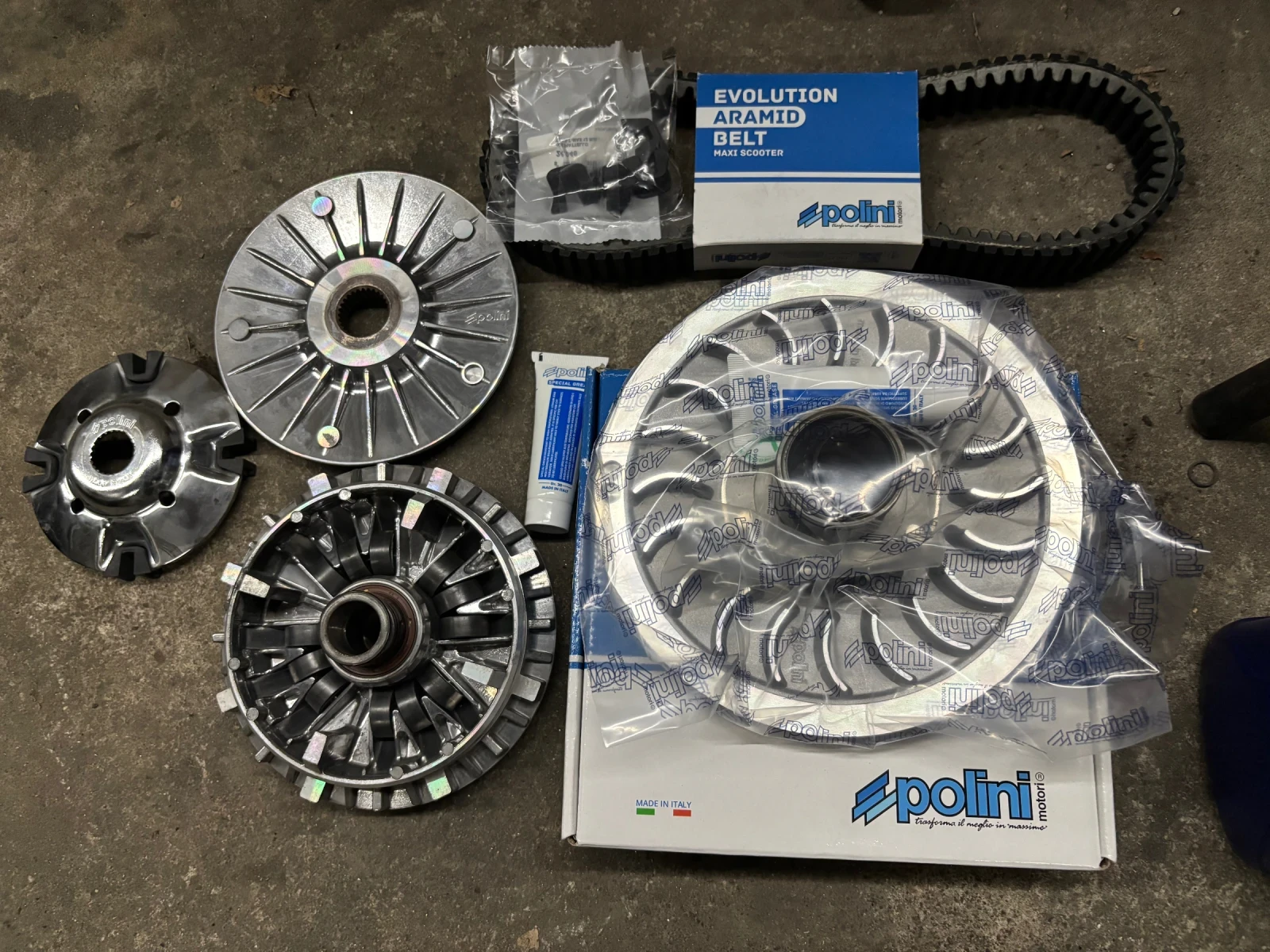 Yamaha T-max  - изображение 7