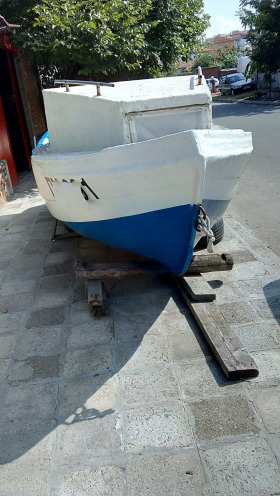 Лодка Собствено производство Ял4, снимка 3 - Воден транспорт - 45312983